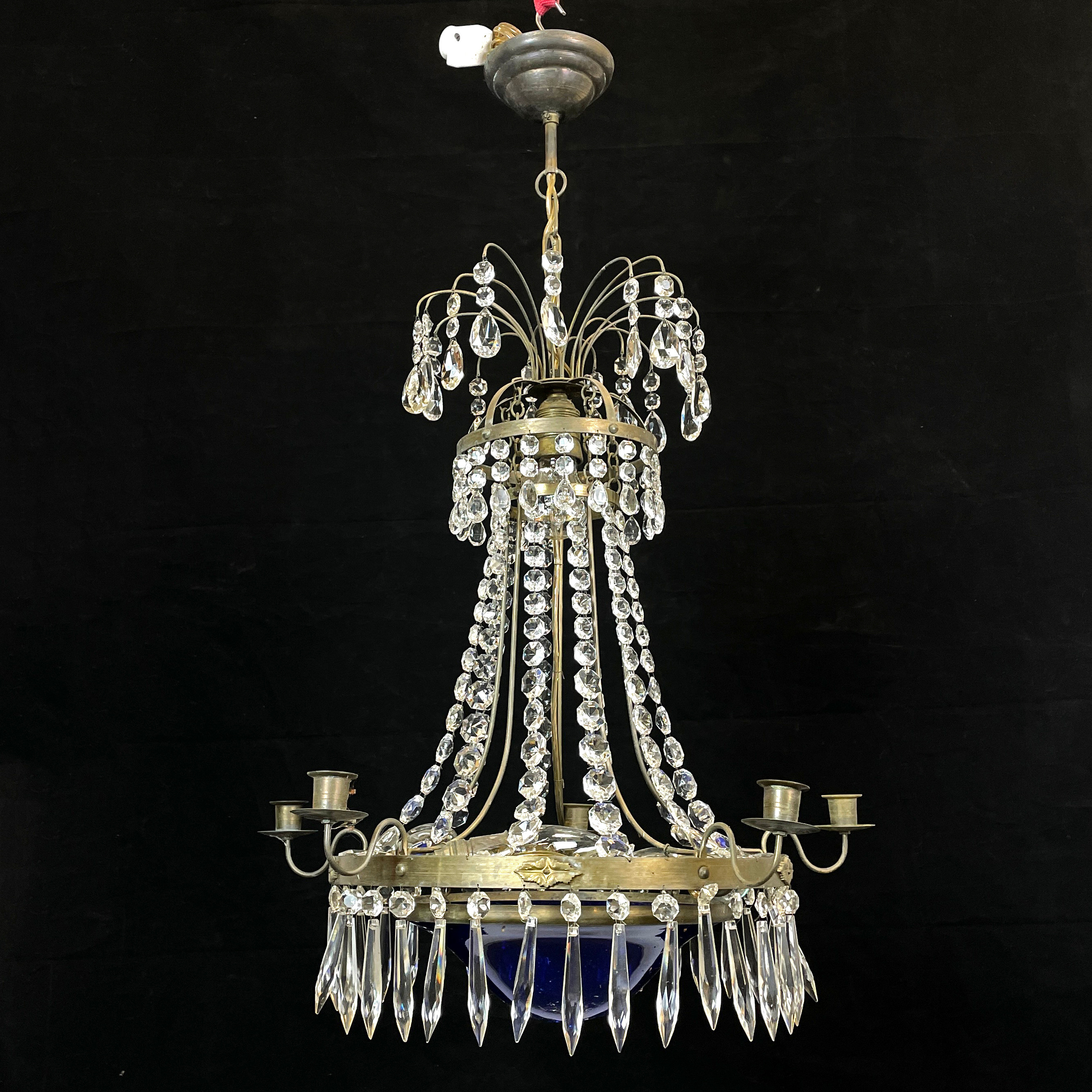 LJUSKRONA. Gustaviansk stil, mässing & glas, 1900-tal.