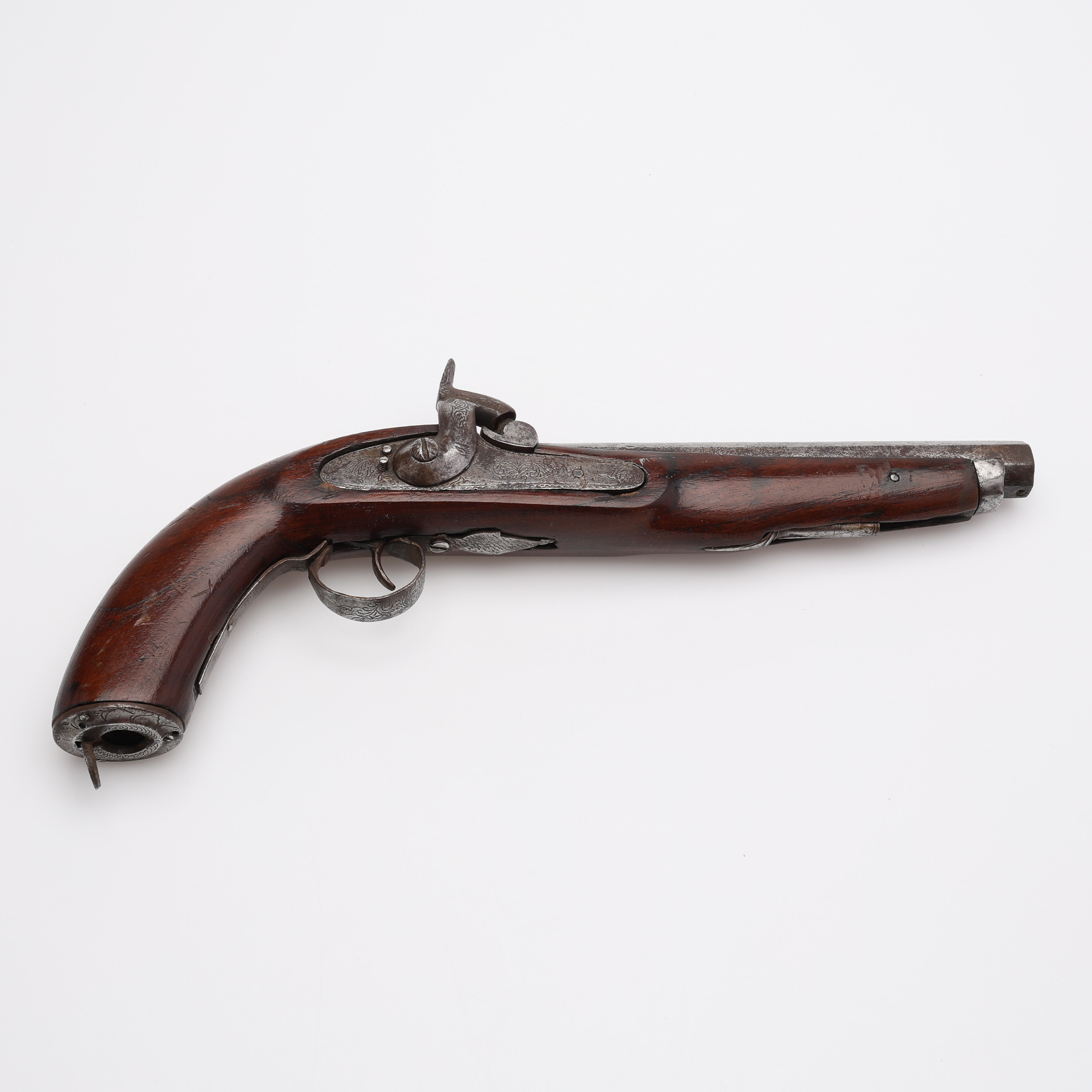 SLAGLÅSPISTOL, OMARBETAD, ORIANTALISK TILLVERKNING.