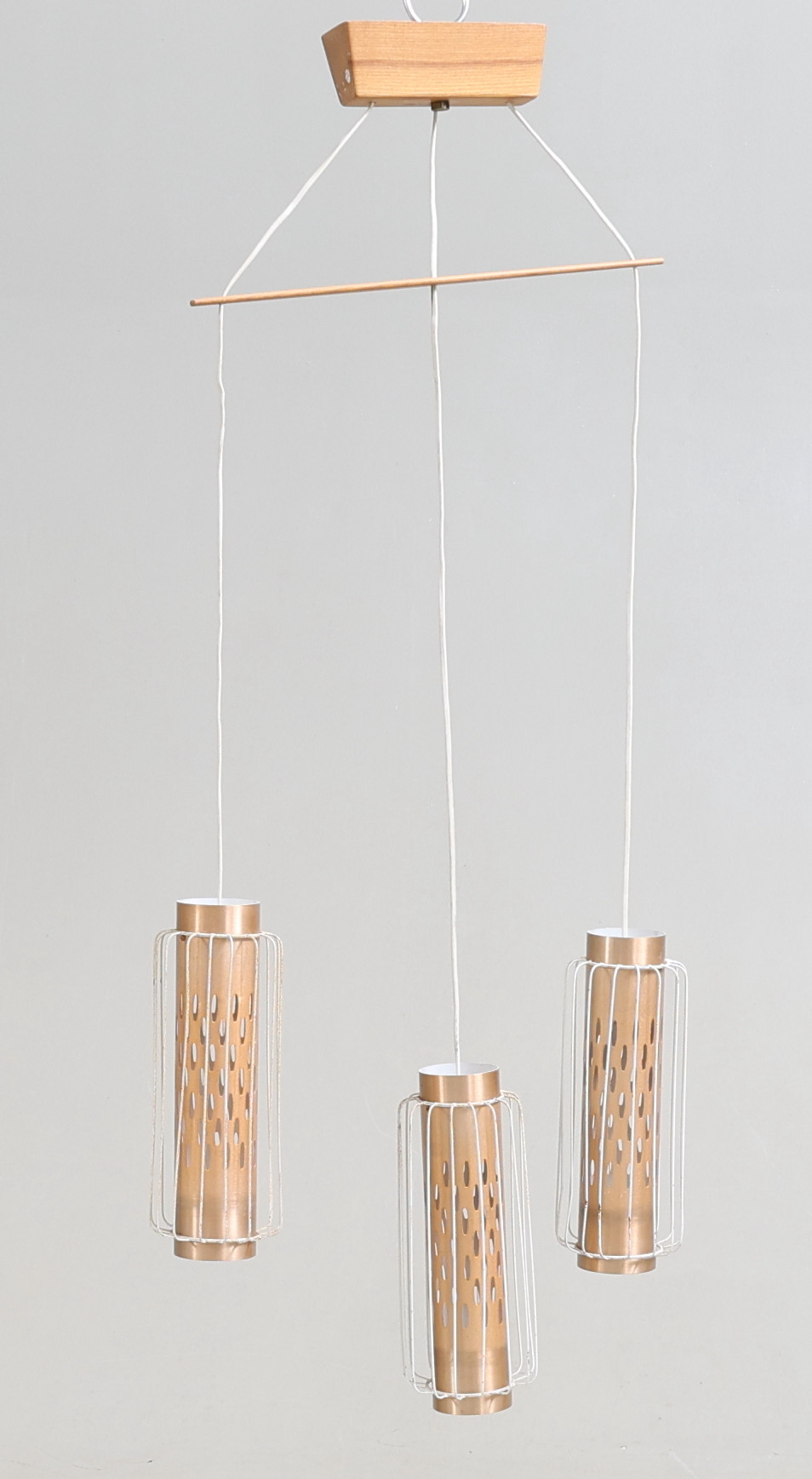 TAKARMATUR, ek och metall, 1900-talets andra hälft.