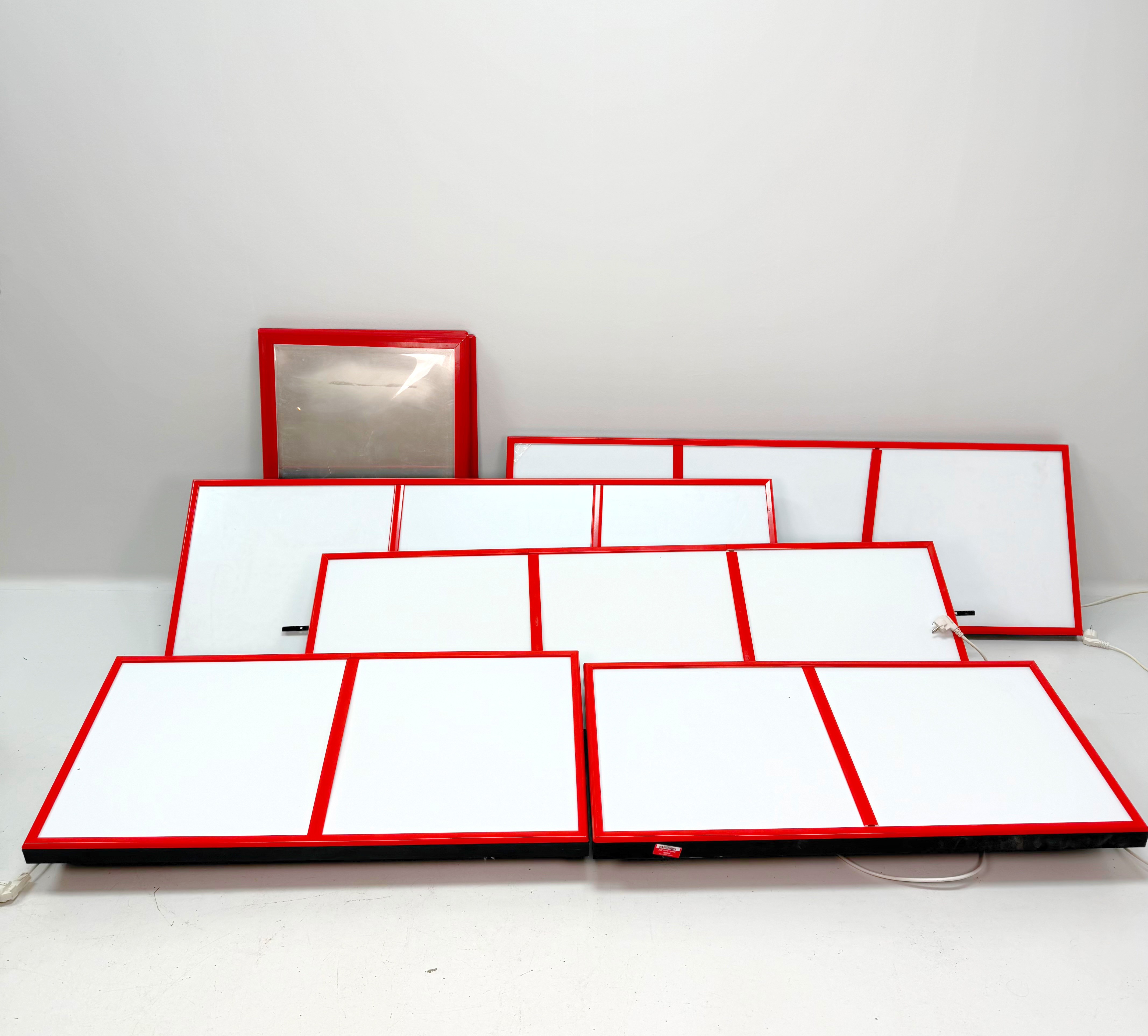 REKLAMSKYLTAR - LJUSSKYLTAR- 2 långa och 3 korta, Coca Cola Company.