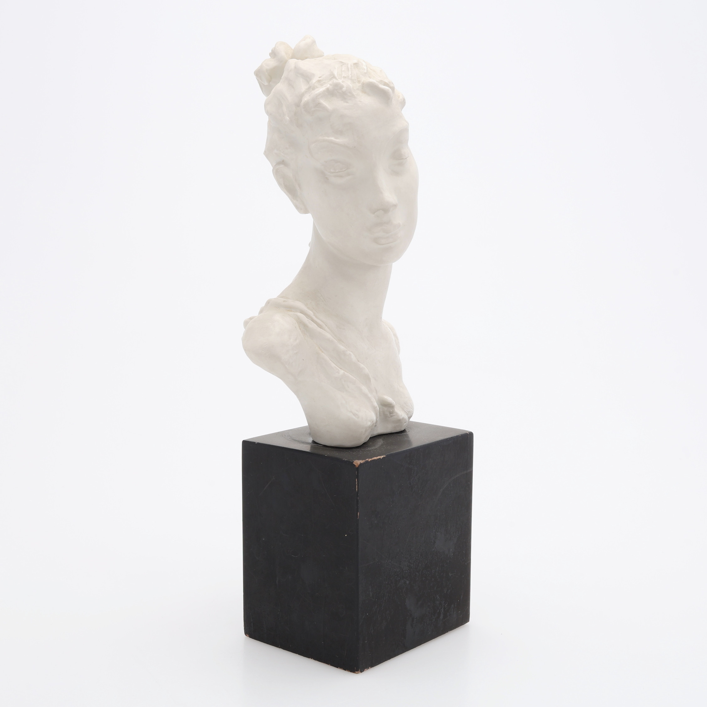 Images For 4670628 LORE FRIEDRICH GRONAU PORTRAIT BUST BISQUE images-for-4670628-lore-friedrich-gronau-portrait-bust-bisque