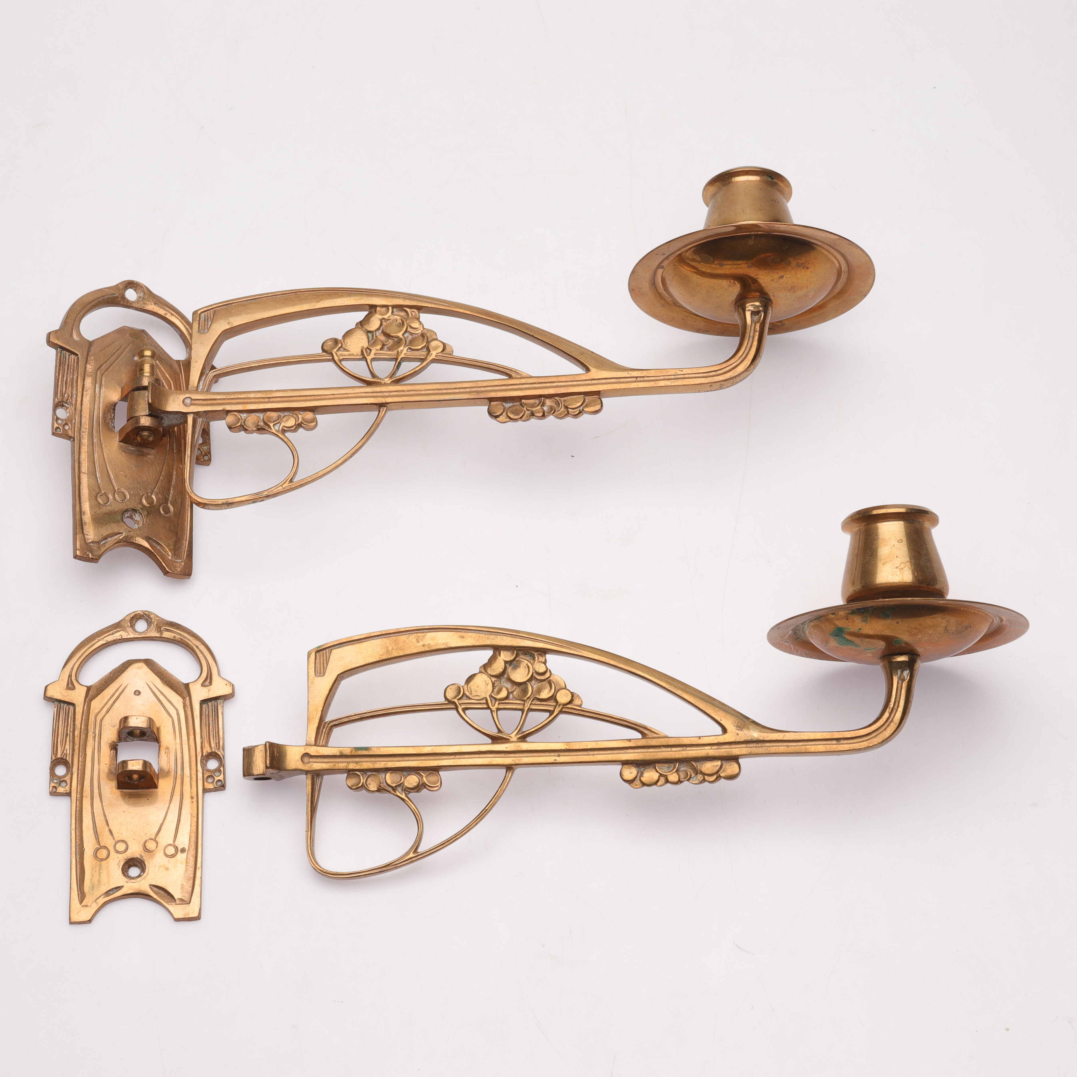 LAMPETTER, 2 st, gulmetall, jugend, tidigt 1900-tal.