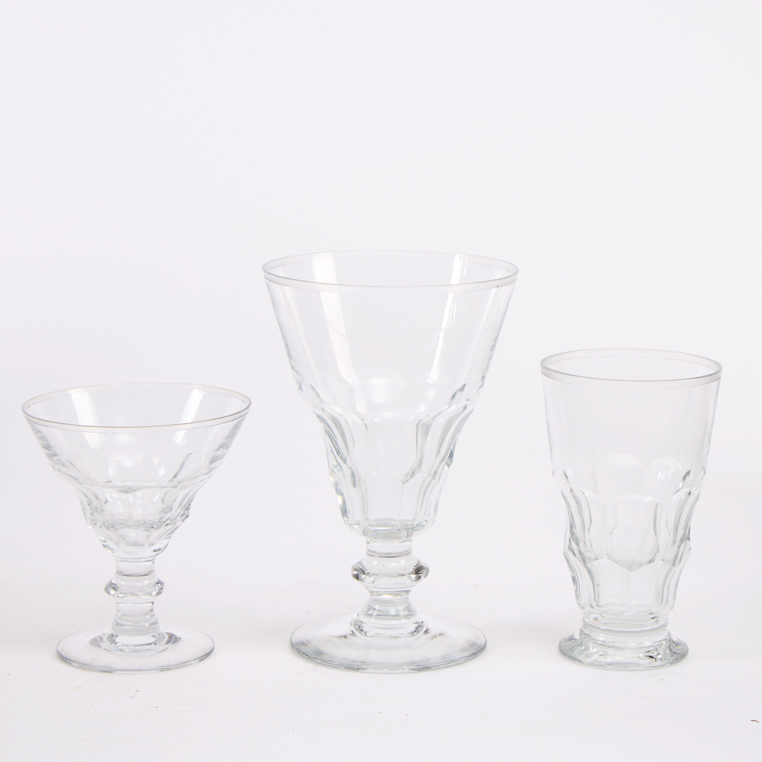 SERVIS, 36 delar, 1900-talets första hälft.