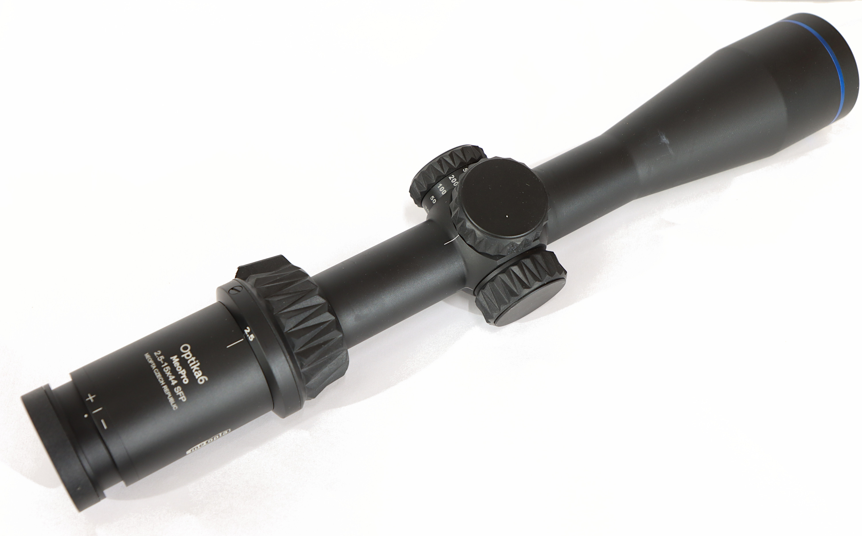 KIKARSIKTE MEOPTA OPTIKA6 2,5-15X44 SFP.