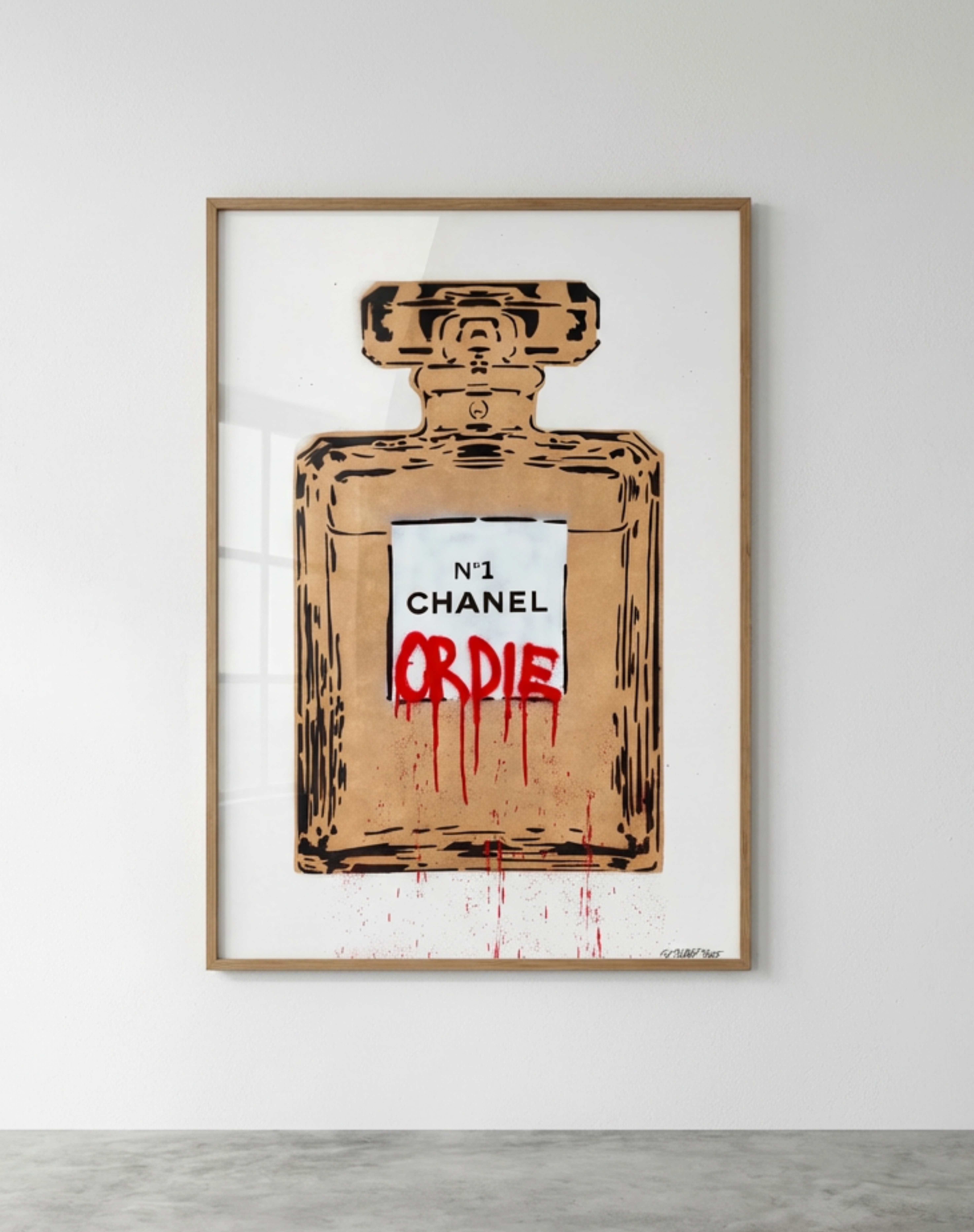 OLIW87 (Tobias Ekman, Sverige, född 1987), CHANEL OR DIE (guld/vitt), original, signerad och daterad T.E Oliw87, 2025, sprayfärg på papper.