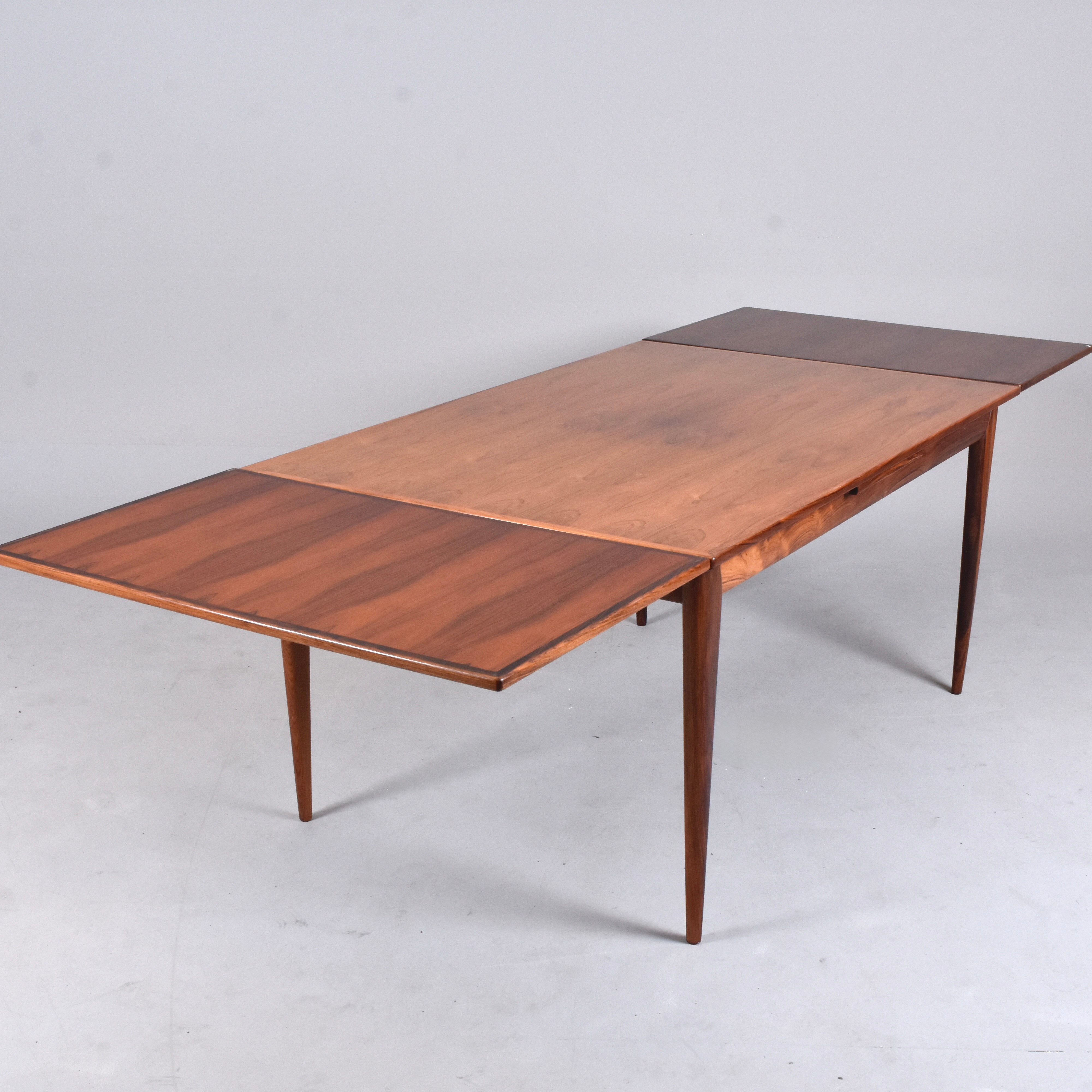 NIELS OTTO MØLLER. Matbord, jakaranda, JL Møller, Højberg, Danmark, 1960-tal.