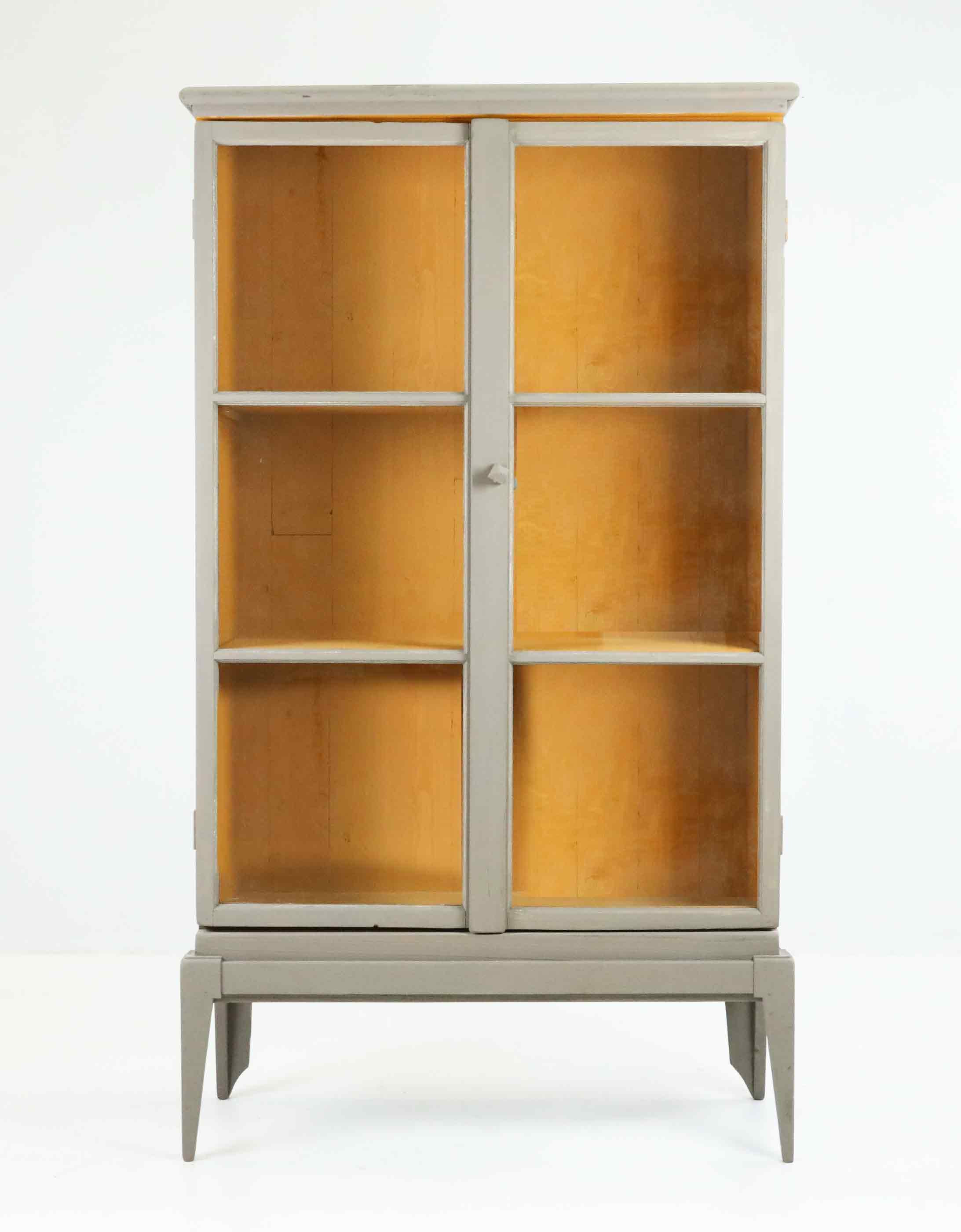 VITRINSKÅP, Carl Larsson-stil.