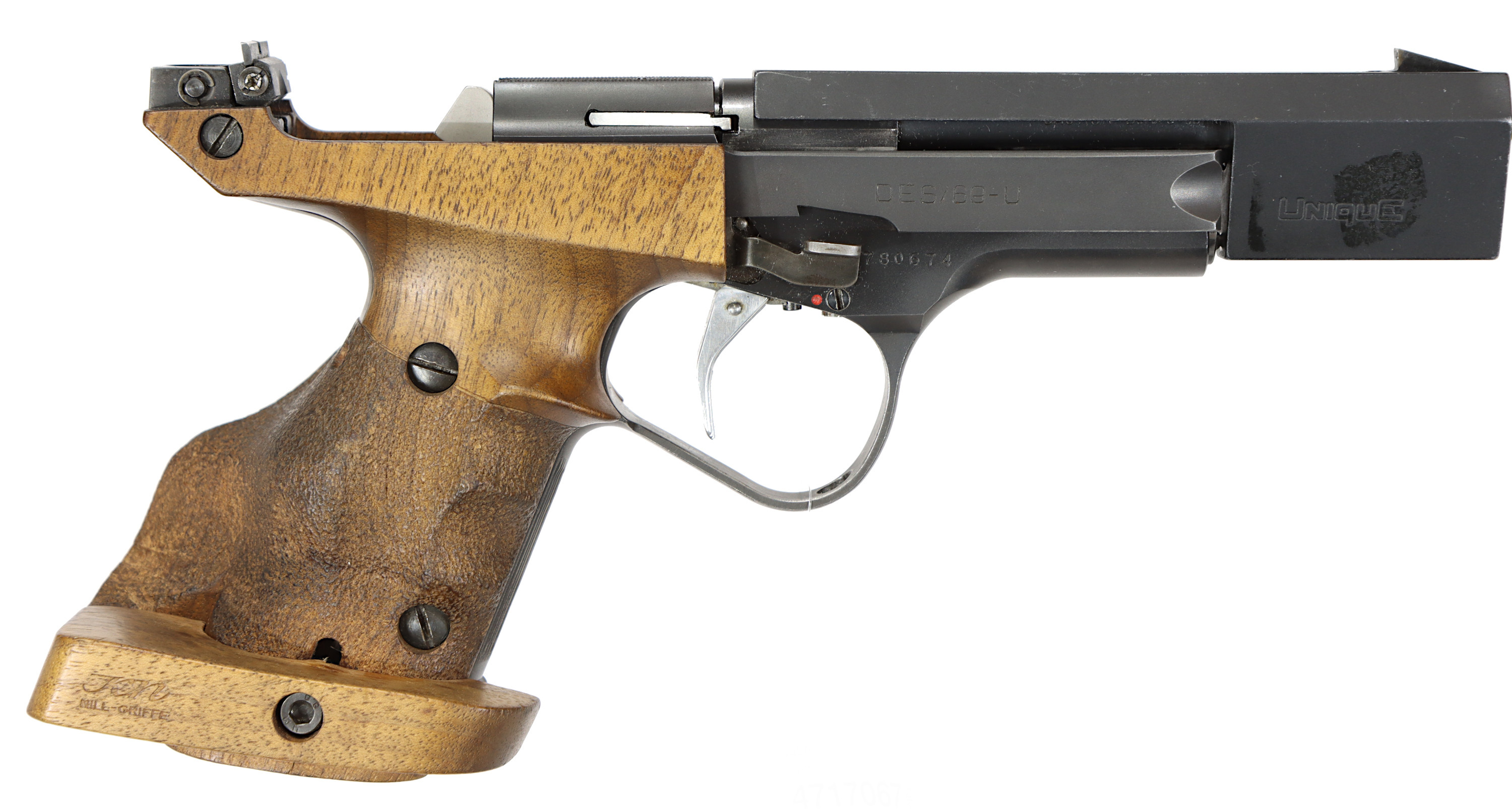 PISTOL, fabrikat Unique, modell DES/69-U, kaliber .22lr, tillv.nr 780674, se-nr SE1095123.