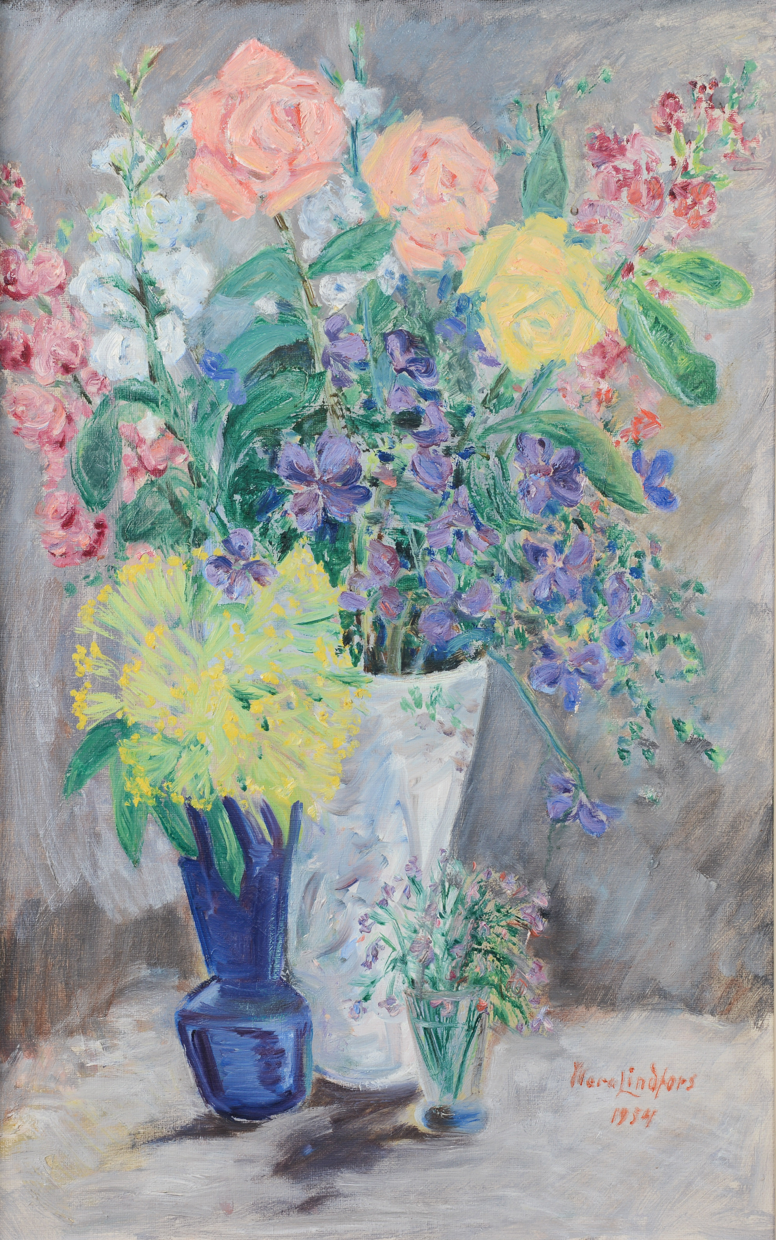 WERA LINDFORS. Blomsterstilleben, olja på duk, signerad samt daterad 1954.