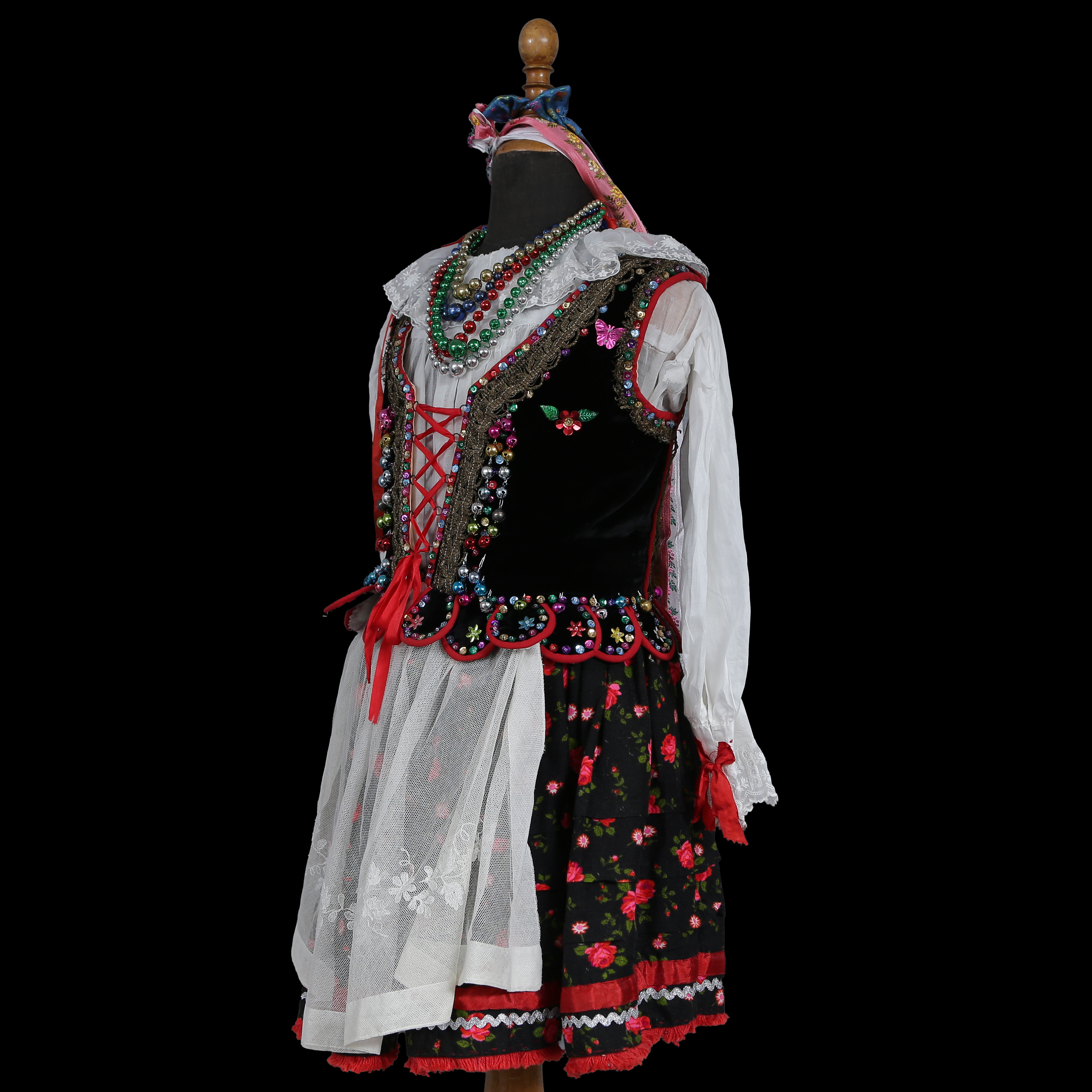 POLSK TRADITIONELL FOLKDRÄKT/FESTDRÄKT FÖR BARN, POLEN, 1900-TAL.