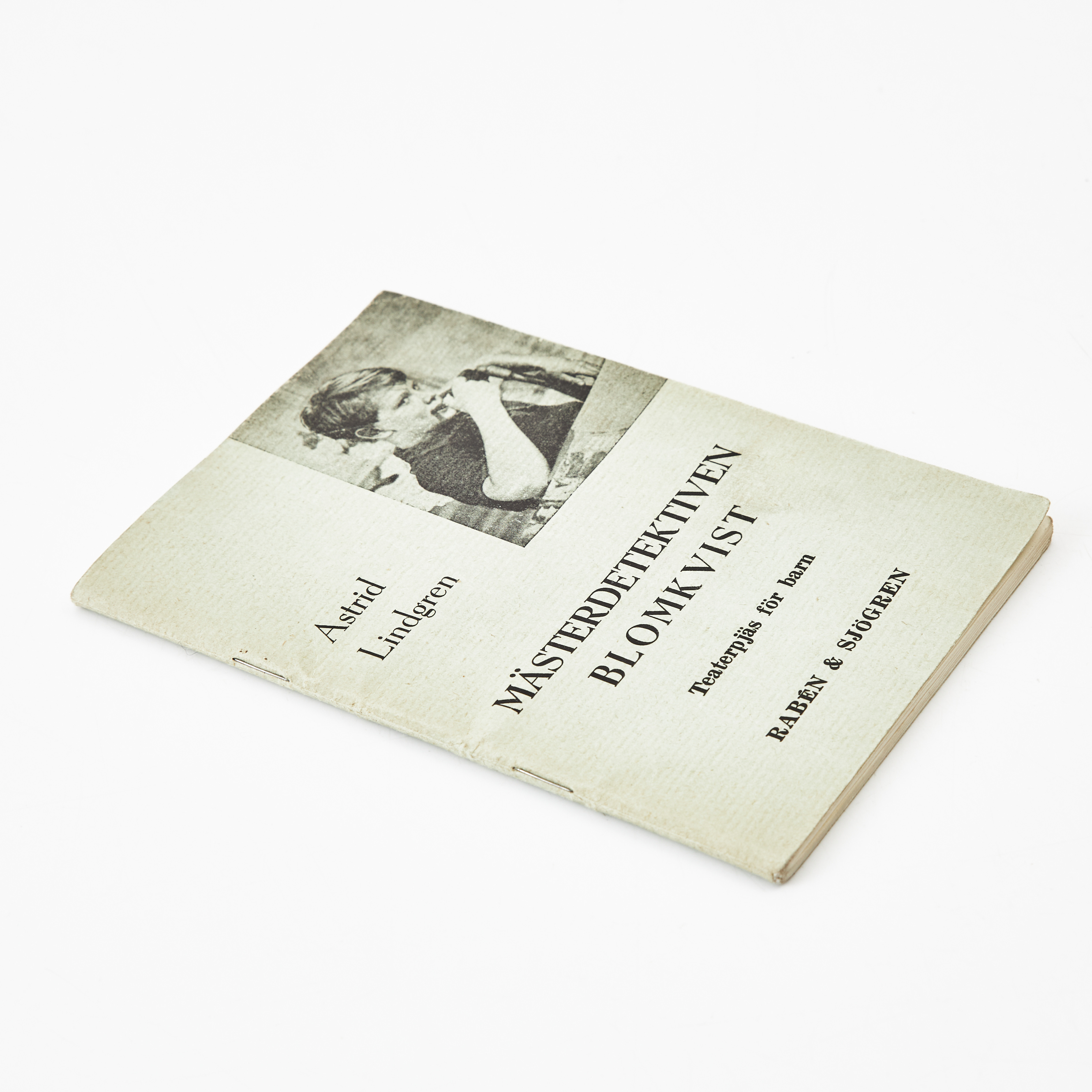 ASTRID LINDGREN, MÄSTERDETEKTIVEN BLOMKVIST, TEATERPJÄS FÖR BARN, 1948.