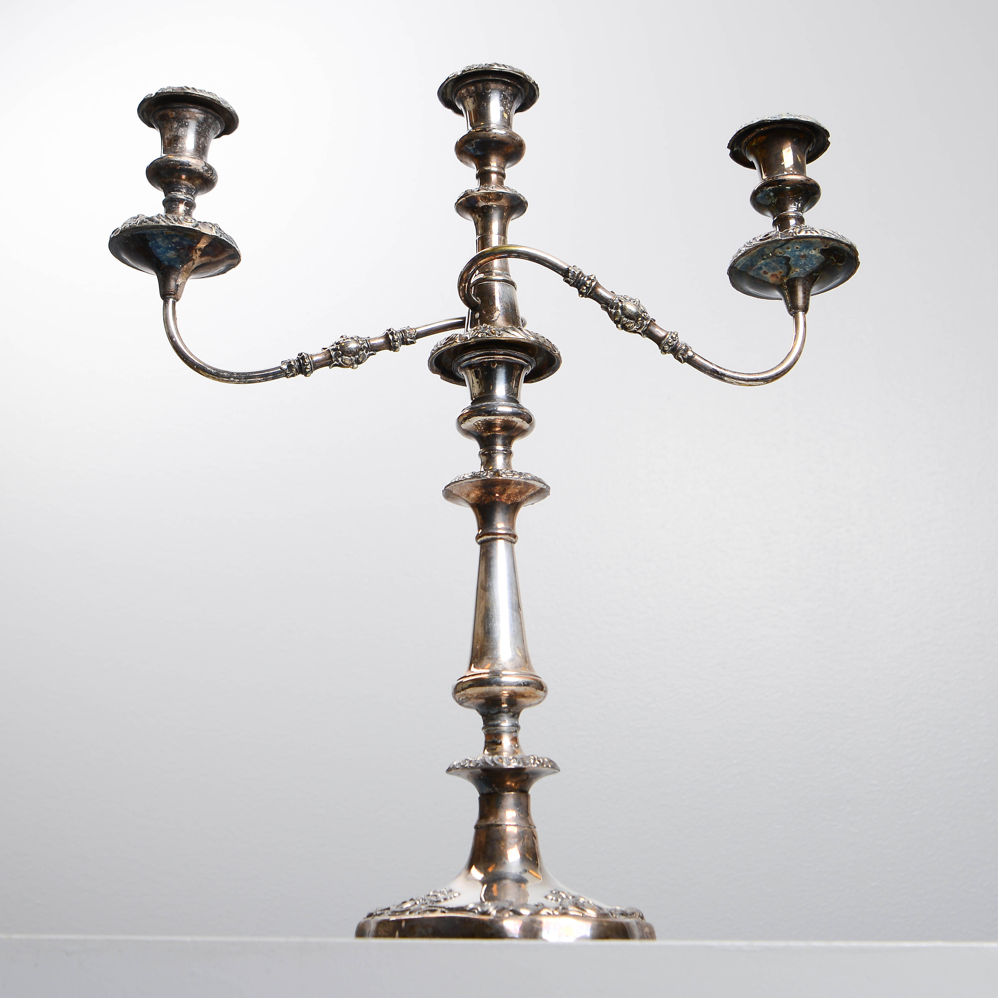 KANDELABER, nysilver, 1900-talets första del.