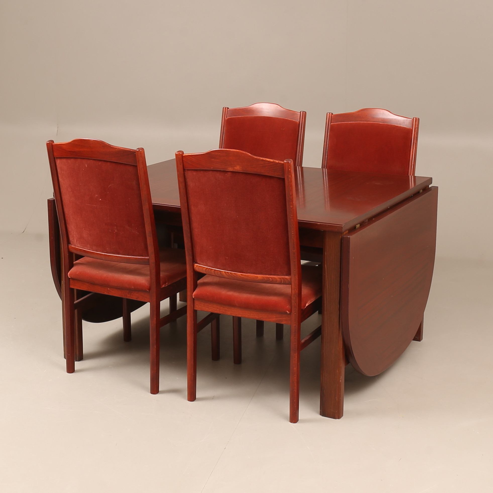 MATSALSMÖBLER, 5 delar, Ulferts.