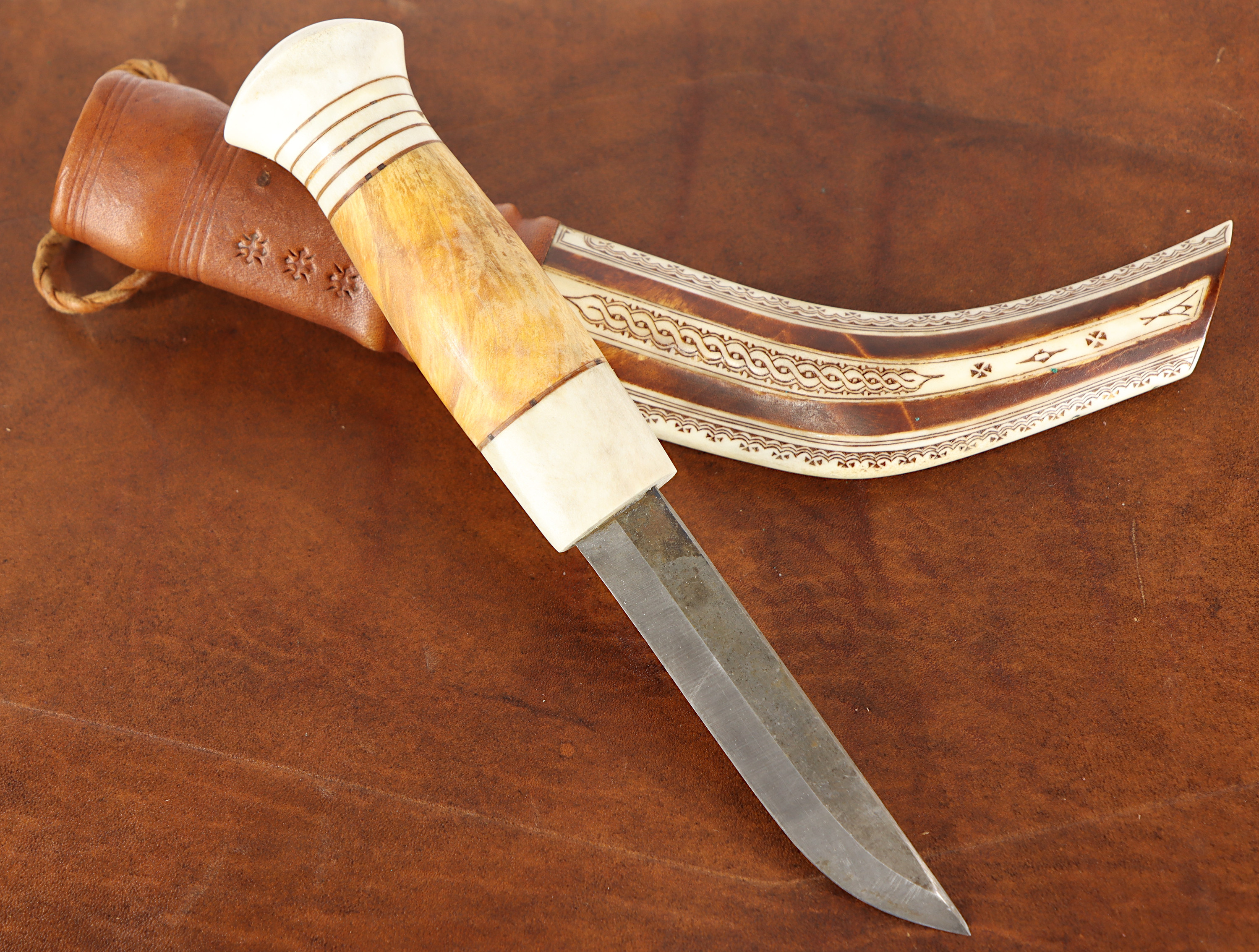 KNIV, HALVHORN, LENNART SAMMELIN.
