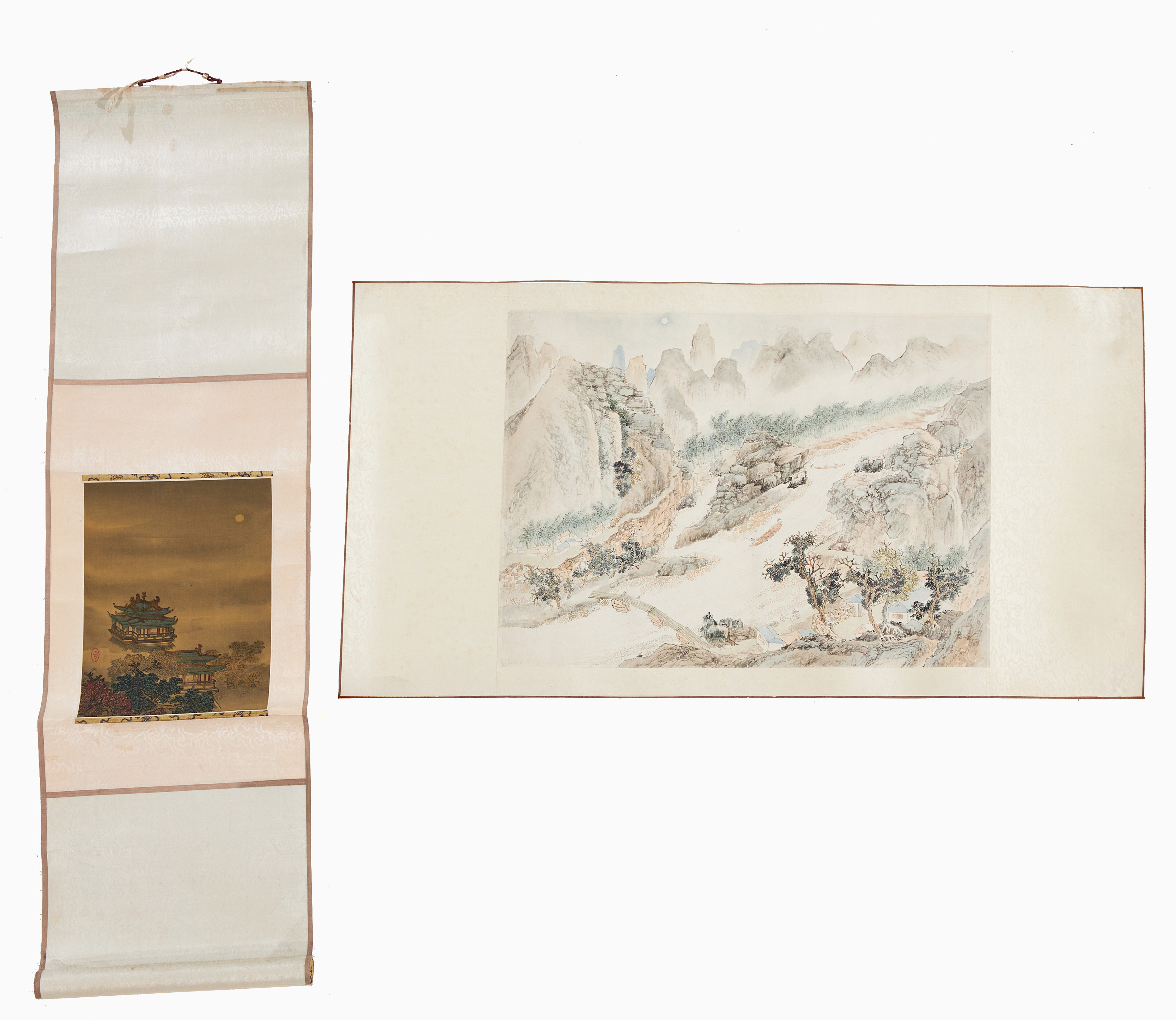SCROLLS, 2 st., Kina, 1900-tal, akvarell på siden och papper, en med motiv av pagod, den andra med flodlandskap.