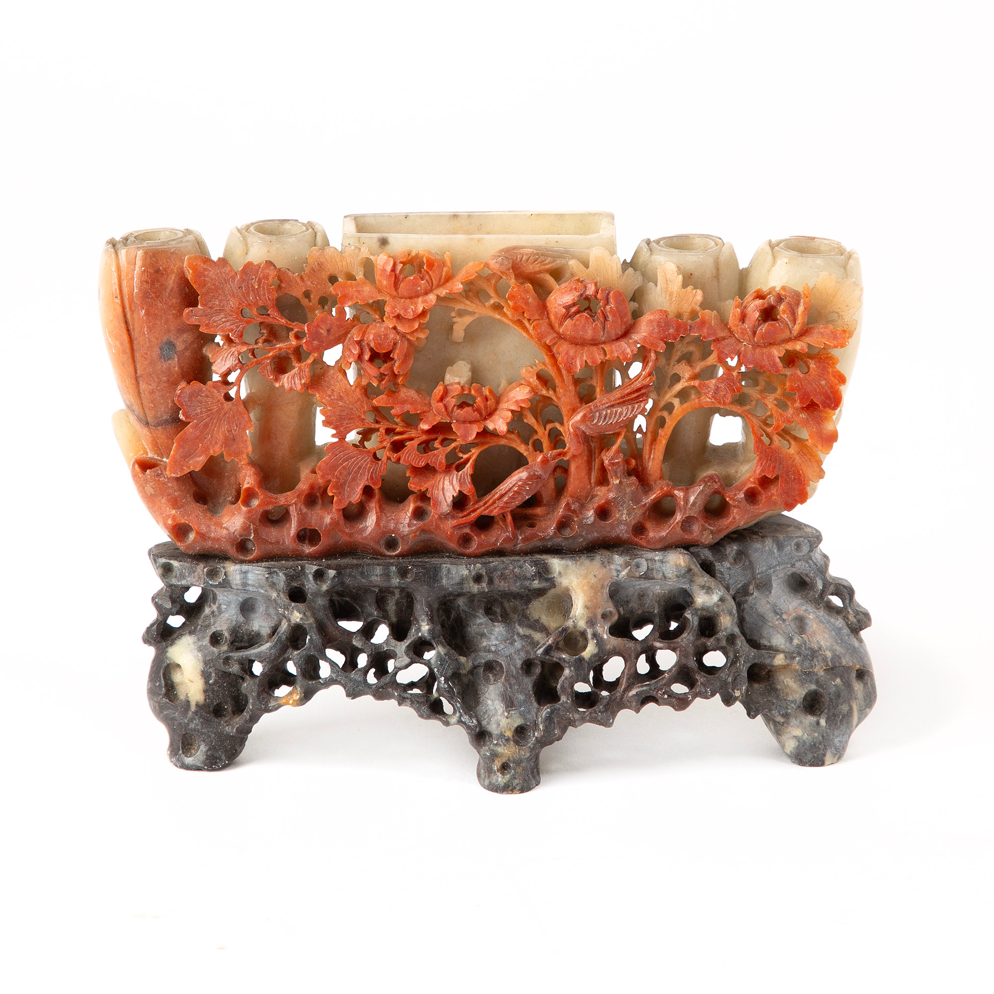 PENSELSTÄLL. Kina, sent 18/1900-tal.