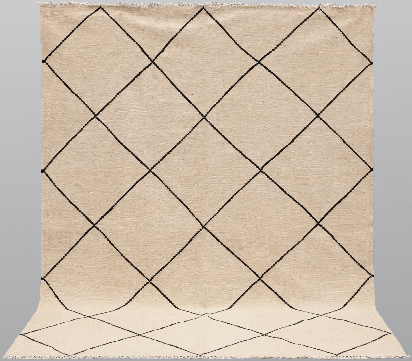 ORIENTMATTA. Kelim Marocko design, 245 x 167 cm.