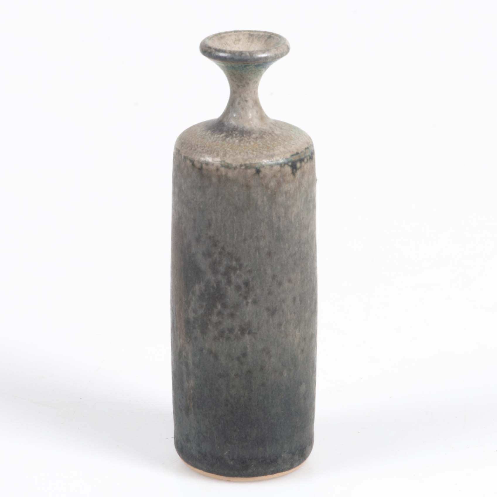 ROLF PALM (1930–2018). Minatyrvas, stengods, egen studio, Mölle.