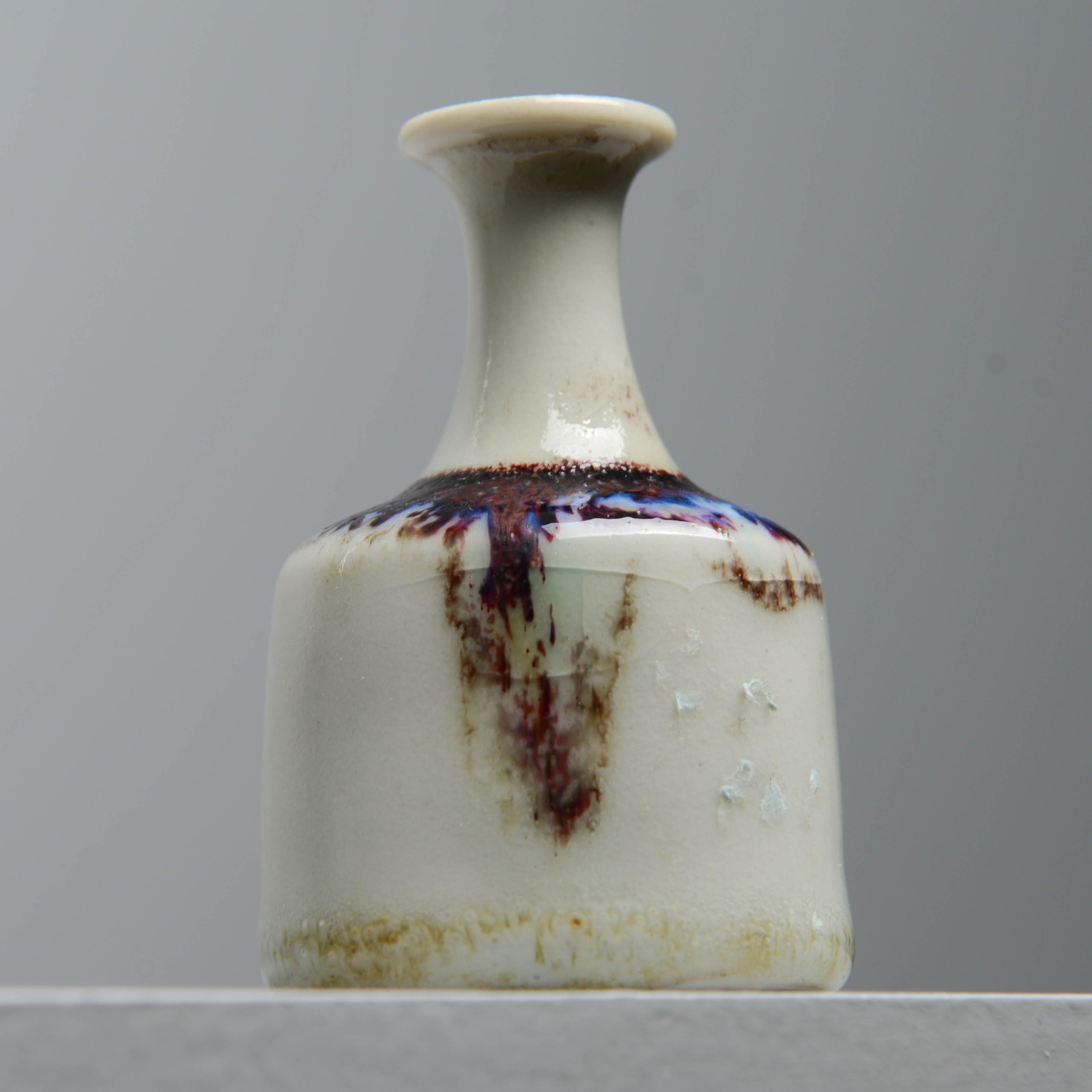 STIG LINDBERG. Vas, miniatyr, Studiohanden, Gustavsberg, signerad.