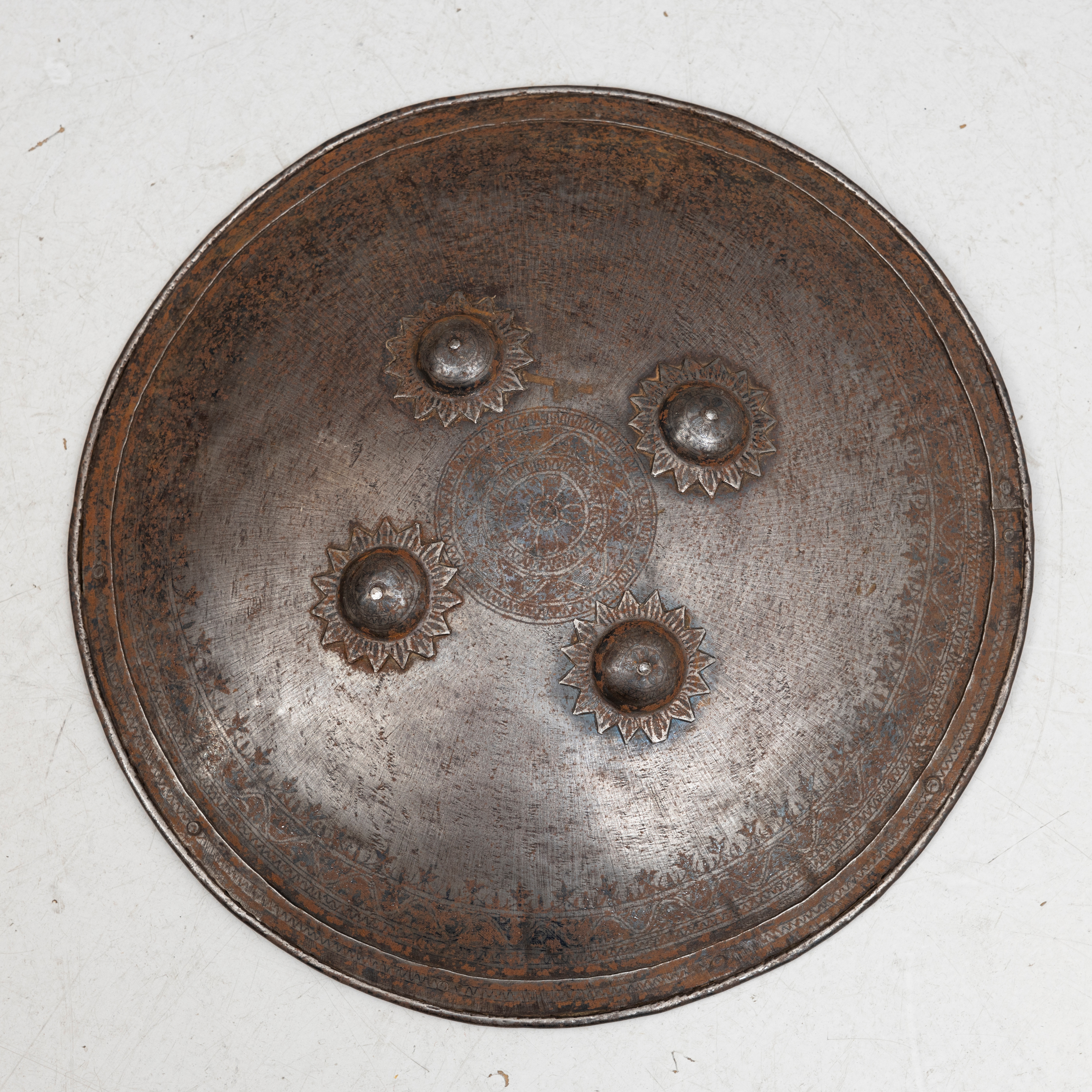 SKÖLD, DAHL metall, Persien, 1800-talets slut.