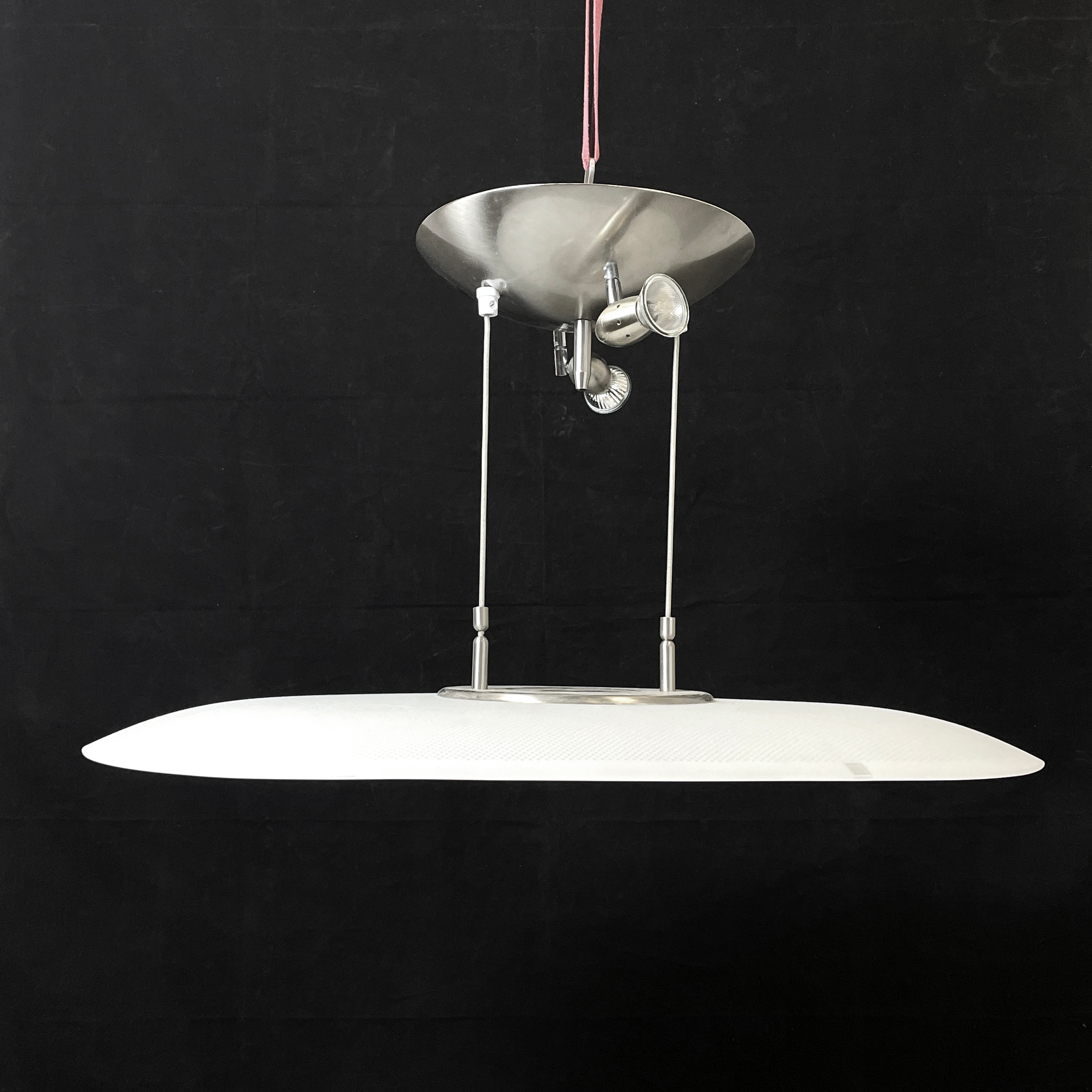 TAKPENDEL. "Rondó", glas & metall, Studio Design Italia, 2000-tal.