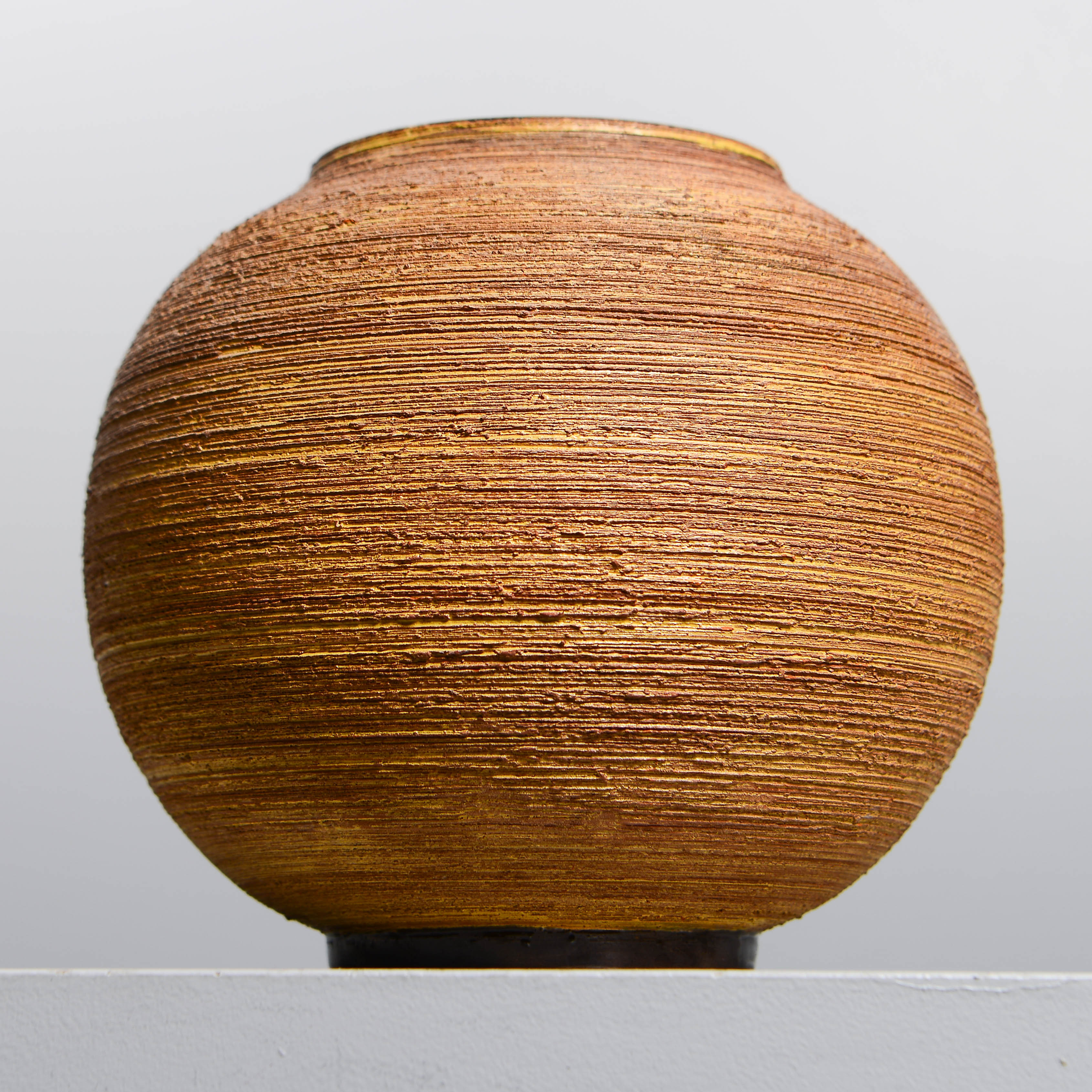 GRETA RUNEBORG. Klotvas, modell 4008, Swedish Modern, Upsala-Ekeby, 1939-43.