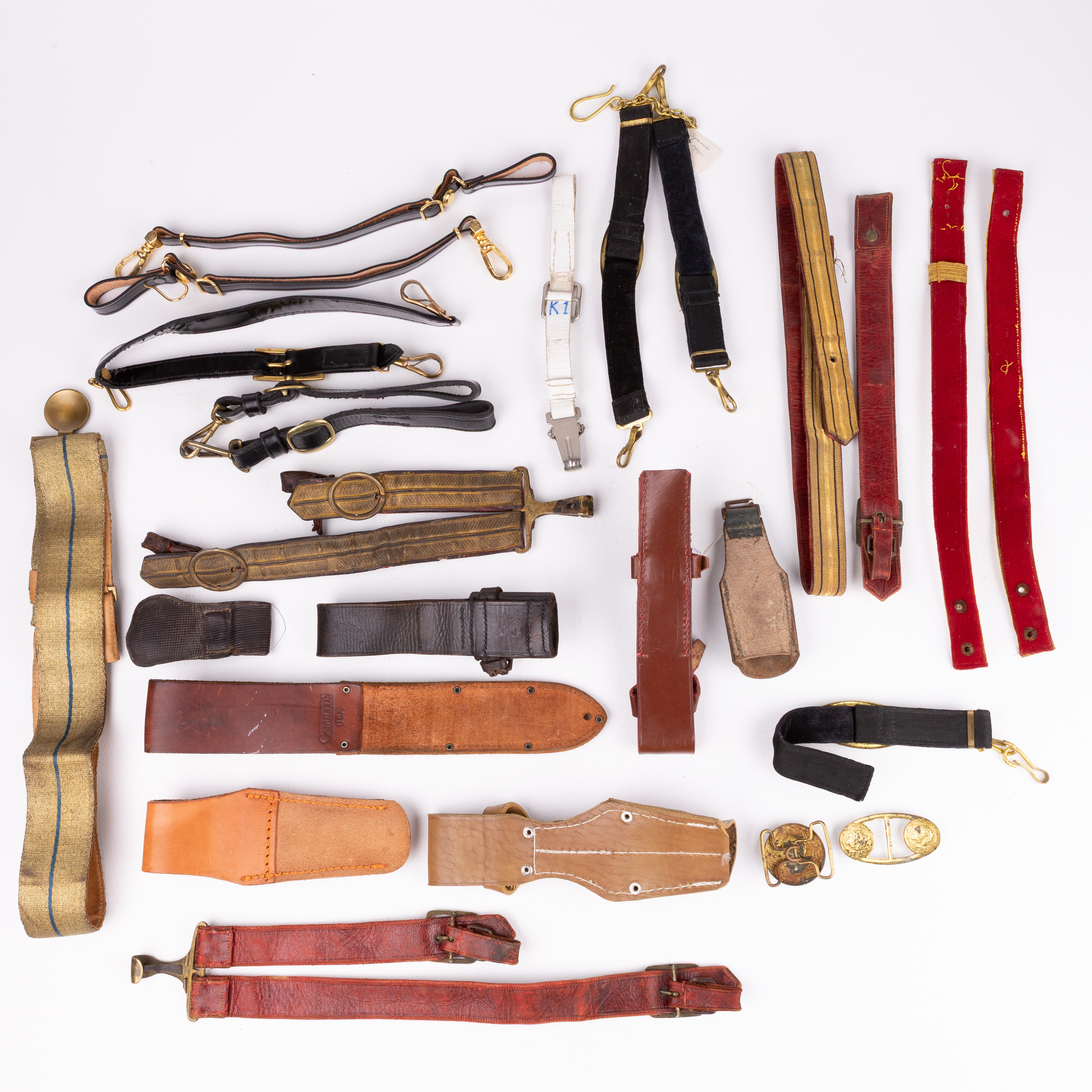 PARTI, gehäng, bärläder, skärp, 1900-tal.