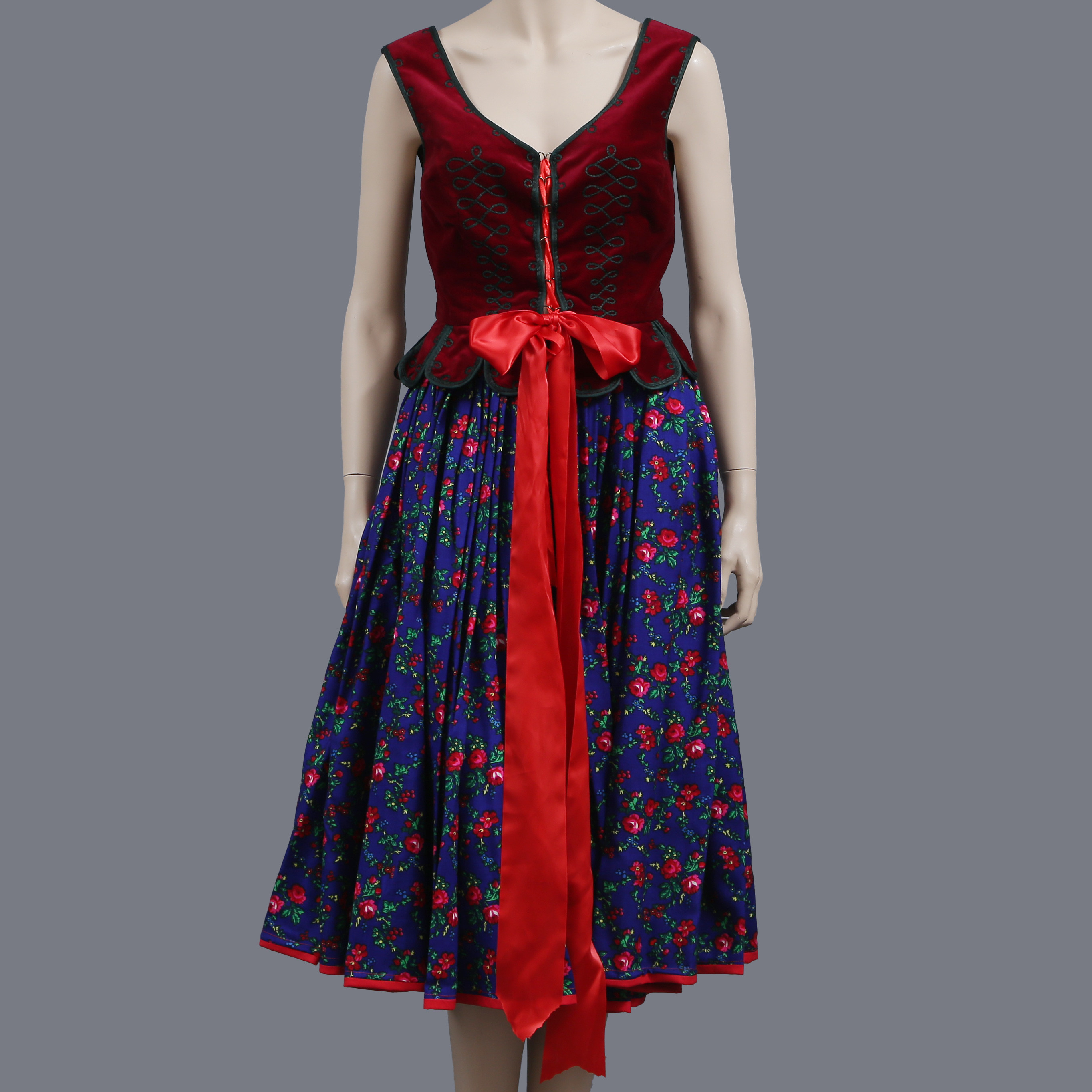 TRADITIONELL FOLKDRÄKT, PODHALE POLEN, 1900-TAL.