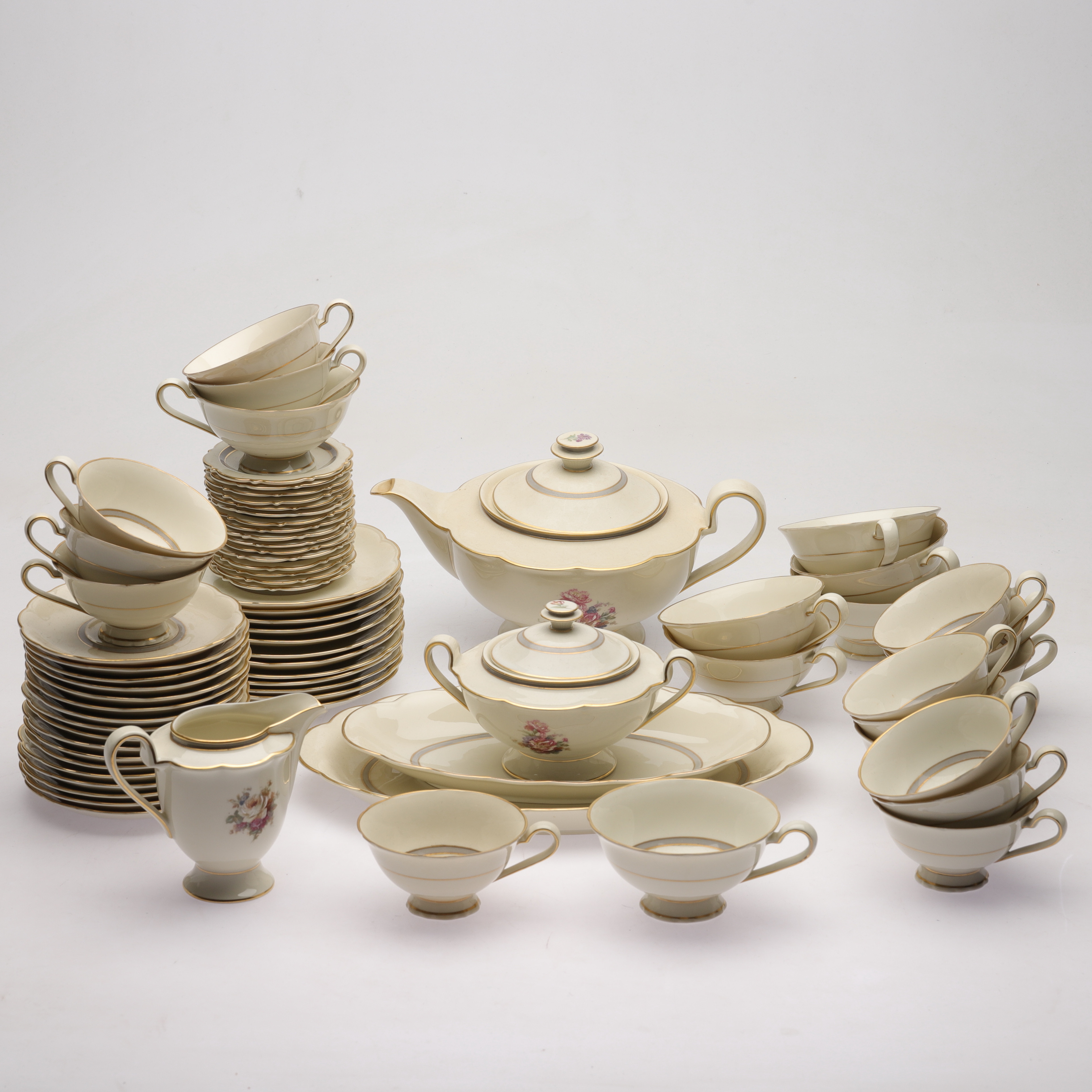 TESERVIS, ca 72 delar, porslin, Königl pr.Tettau, Tyskland, 1900-tal.