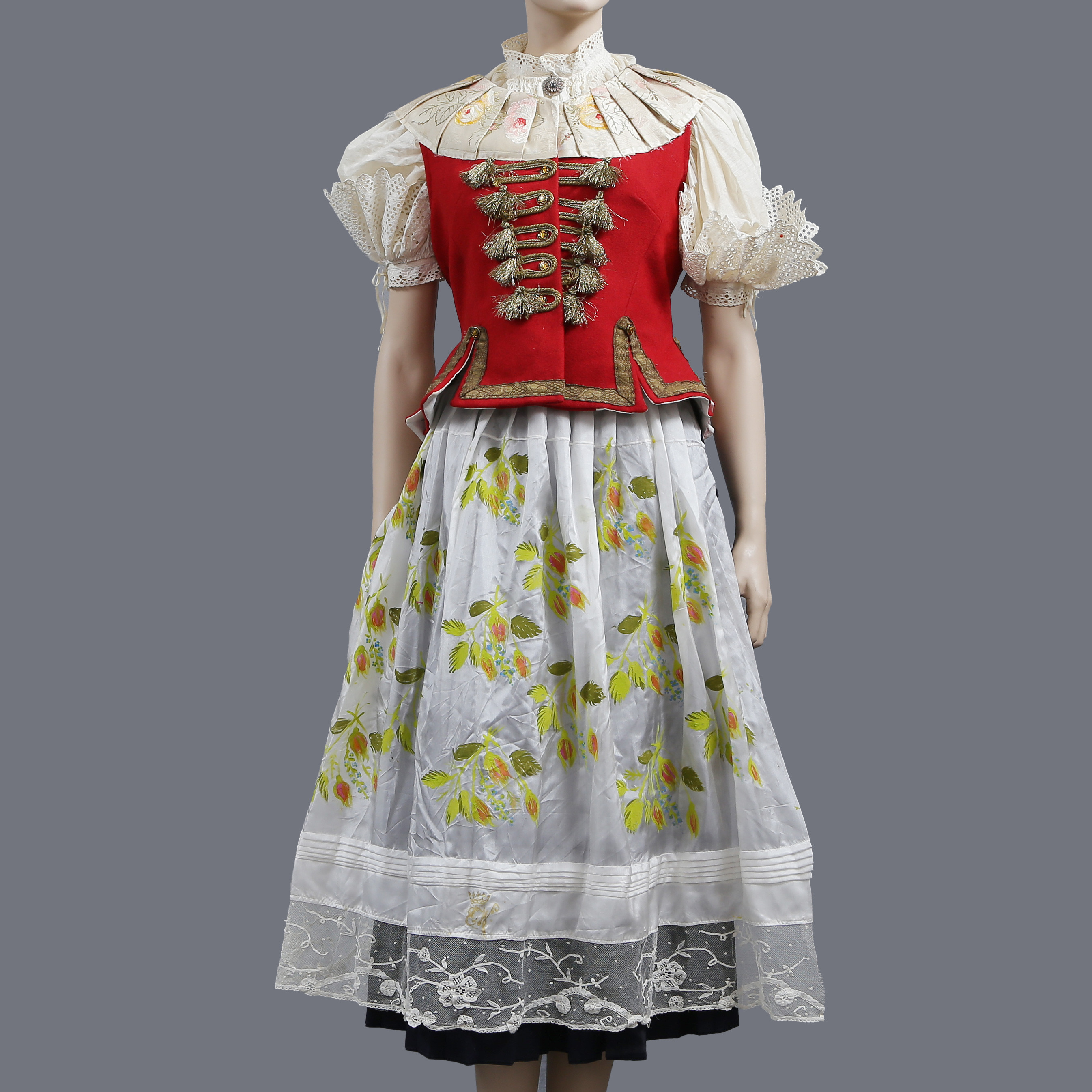 TRADITIONELL FOLKDRÄKT, ROZBARK POLEN, 1900-TAL.