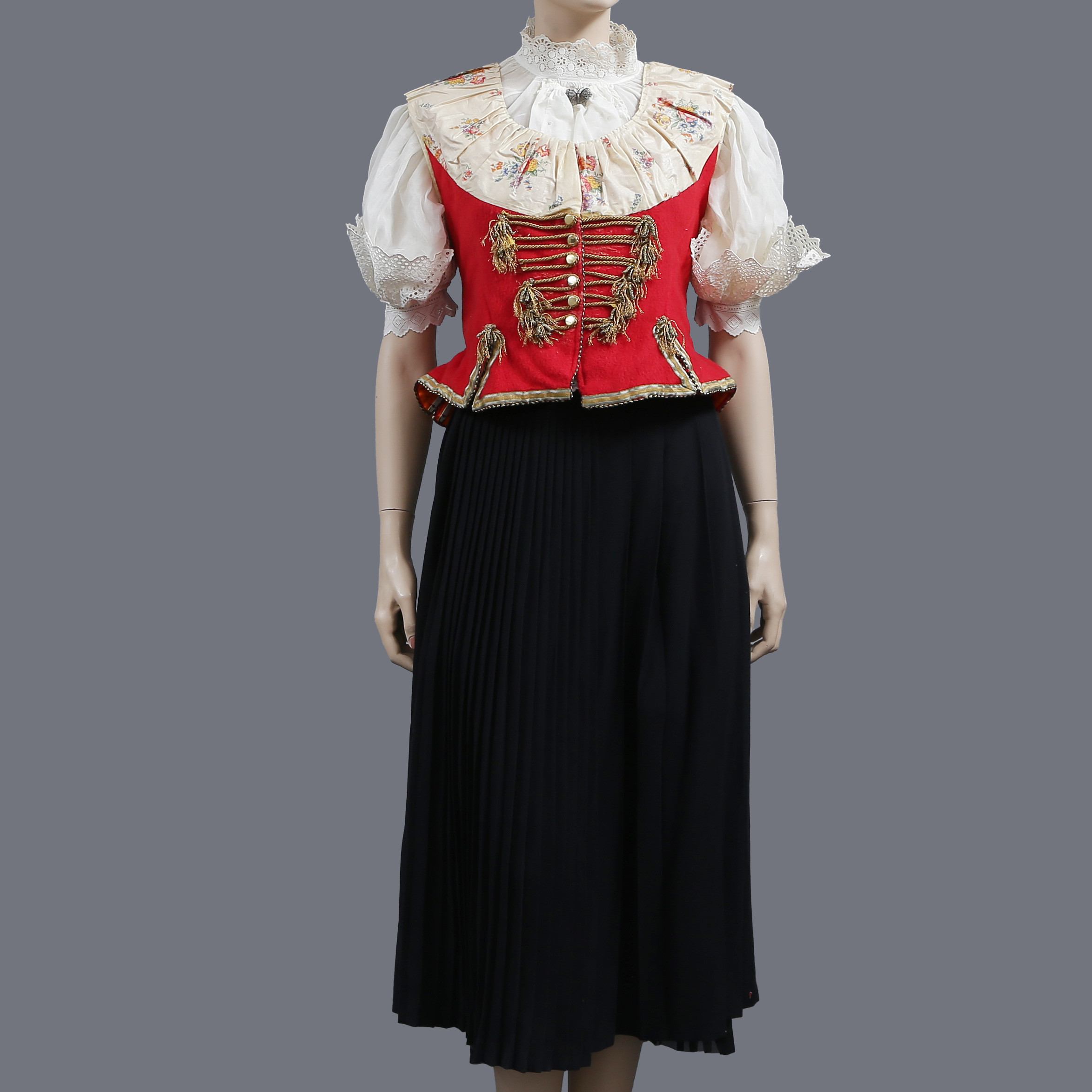 TRADITIONELL FOLKDRÄKT, ROZBARK POLEN, 1900-TAL.