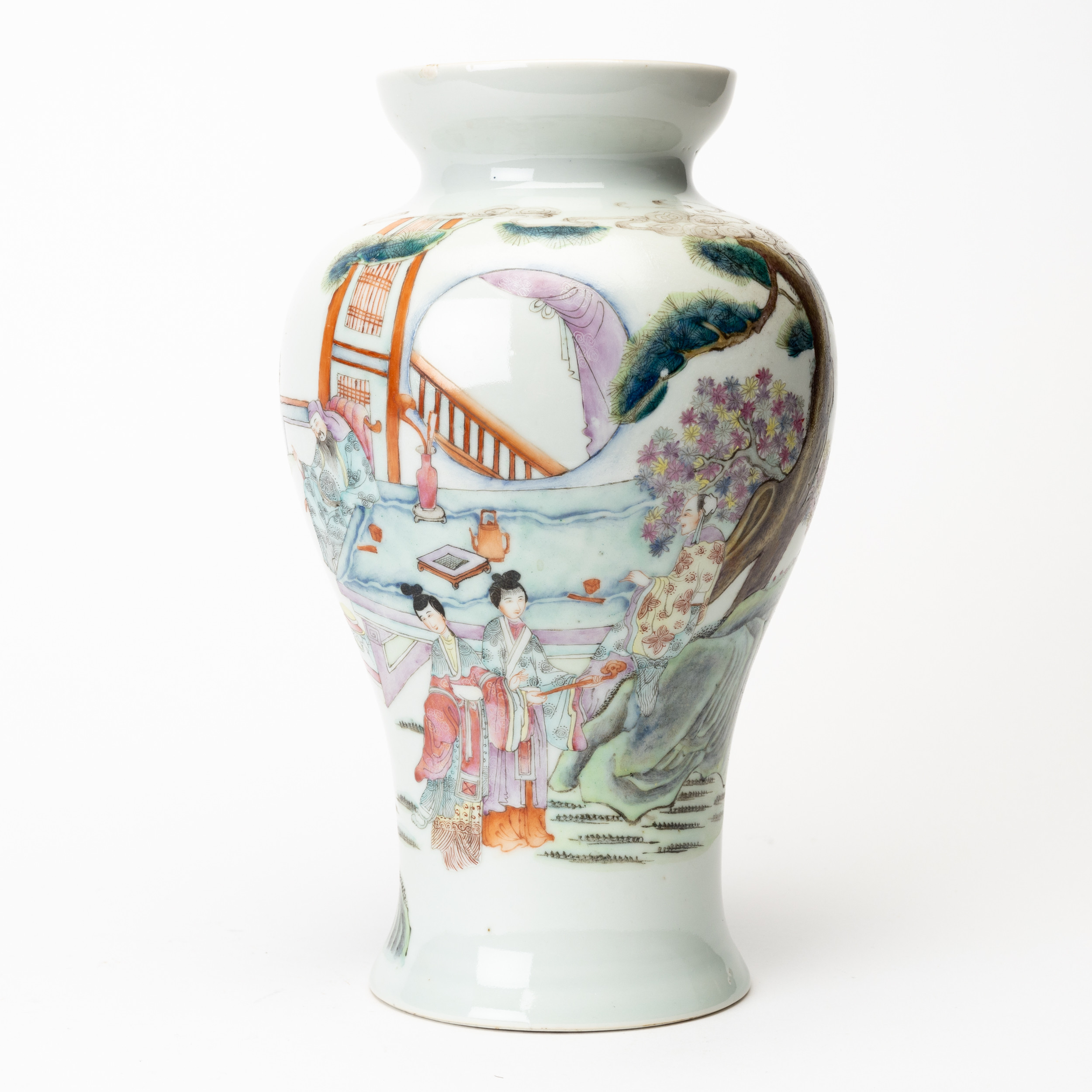 VAS, balusterformad, porslin, Qianlongs märke, 1800/1900-tal.