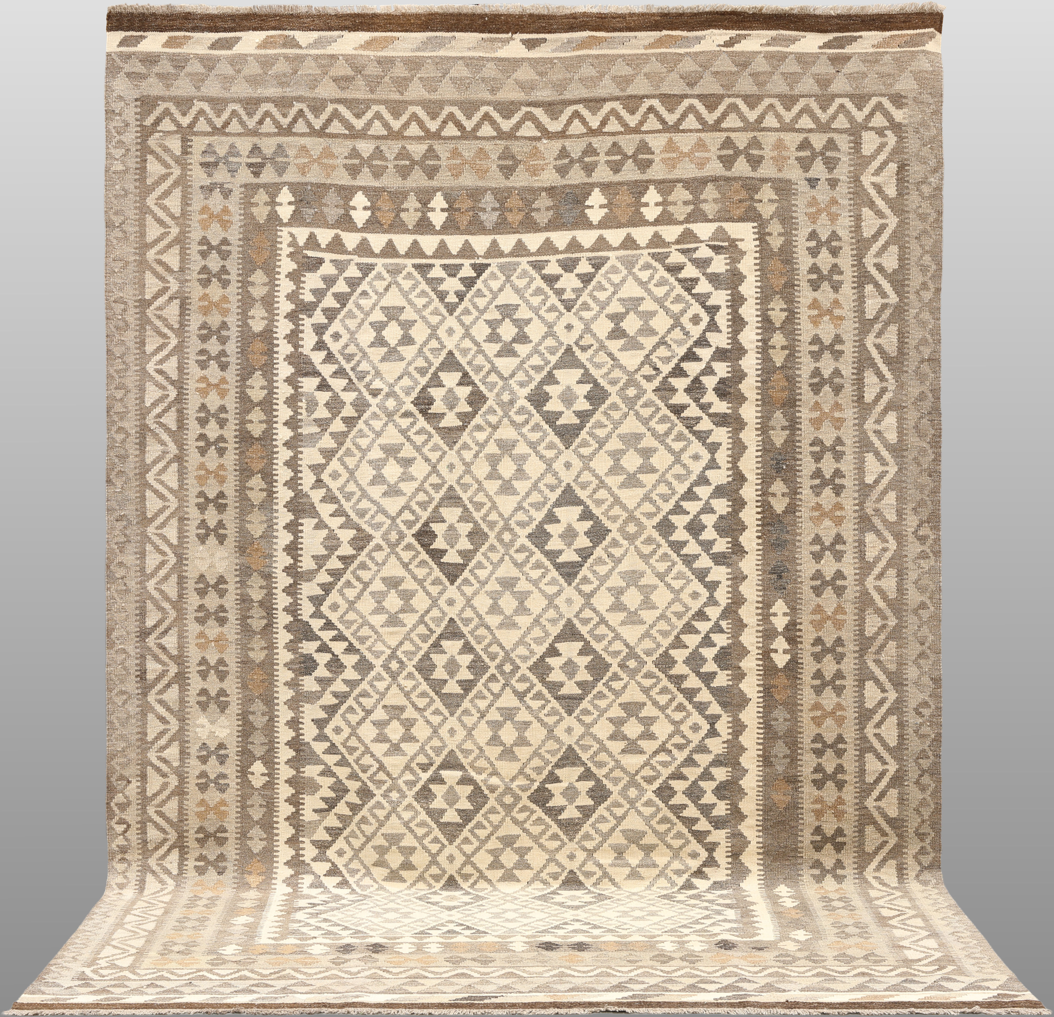 ORIENTMATTA. Kelim naturfärgad, 306 x 206 cm.