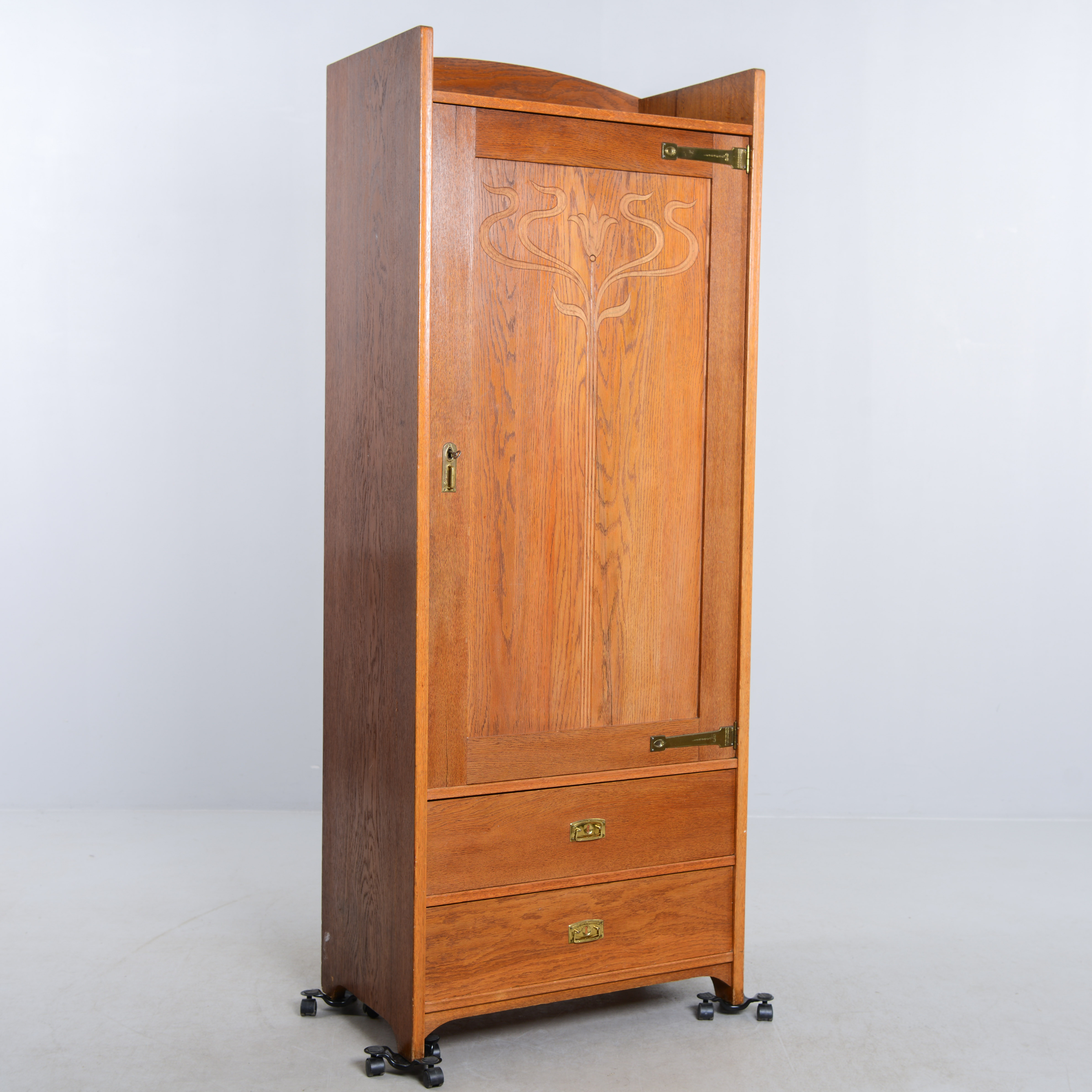 SKÅP, jugend, 1900-talets första del.