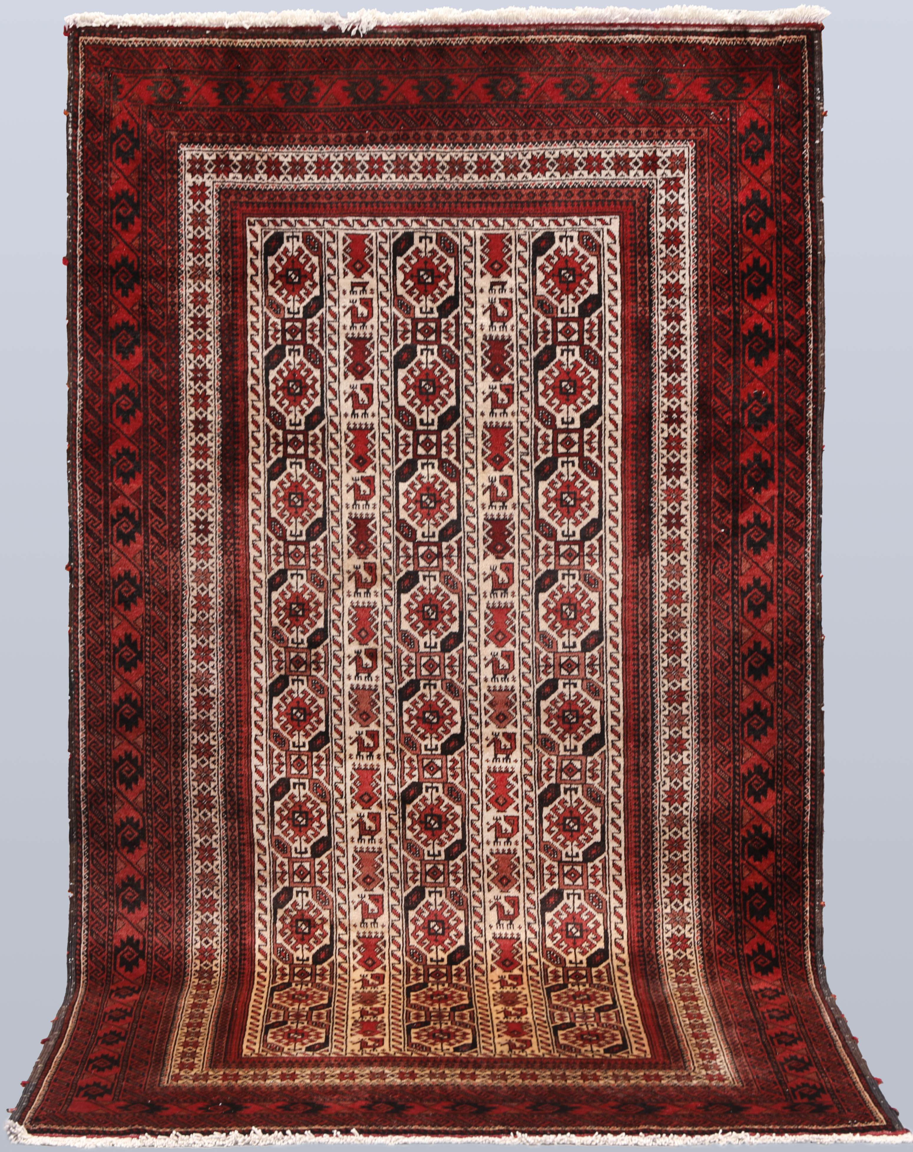 ORIENTMATTA. Figural Beluch fine, 207 x 113 cm.