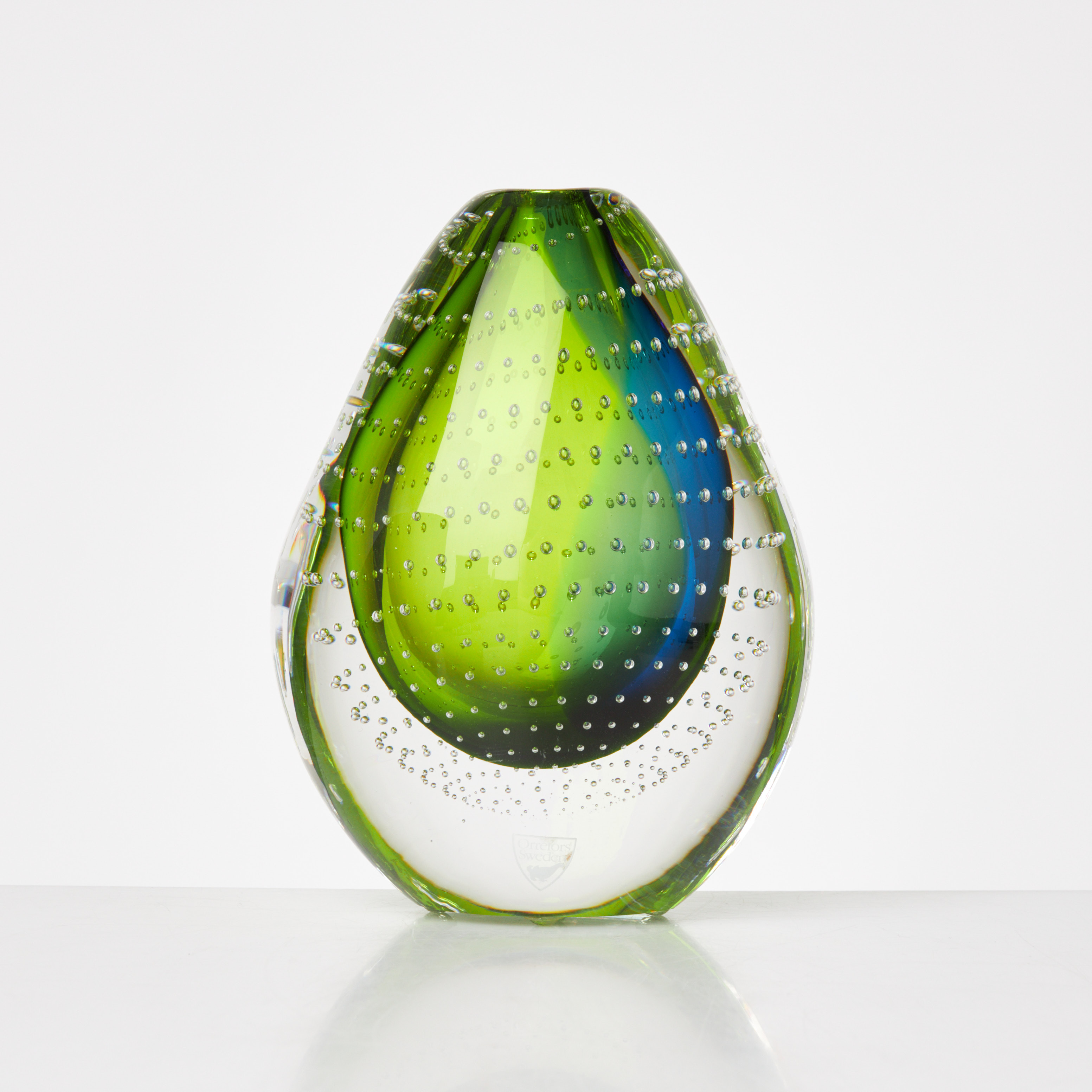 ERIKA LAGERBIELKE. Vas, glas, Orrefors Expo, etikettmärkt, signerad, numrerad 5143-21, 1999, i originalkartong.