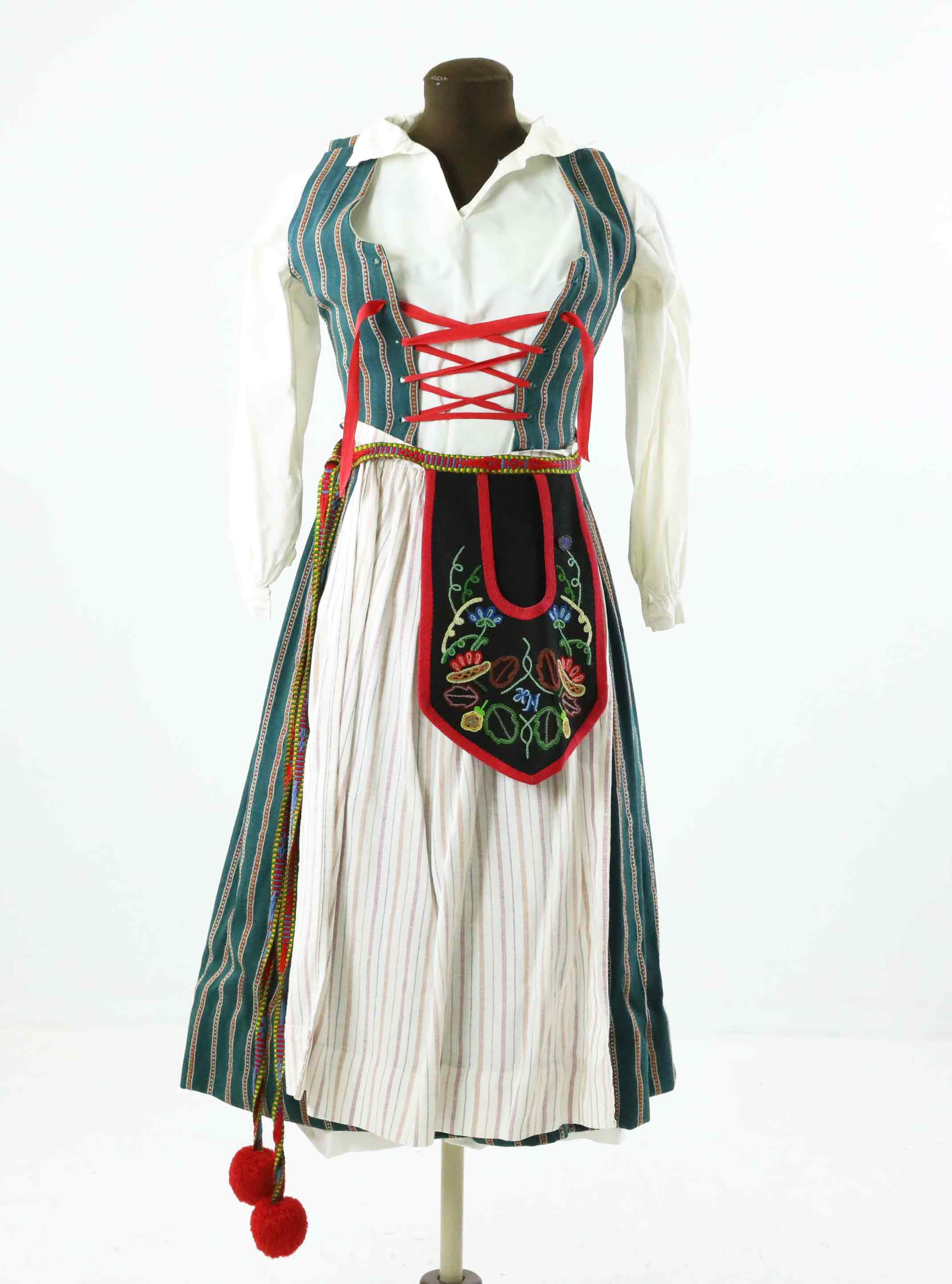 FOLKDRÄKT, barn, Njutånger, 1900-tal.