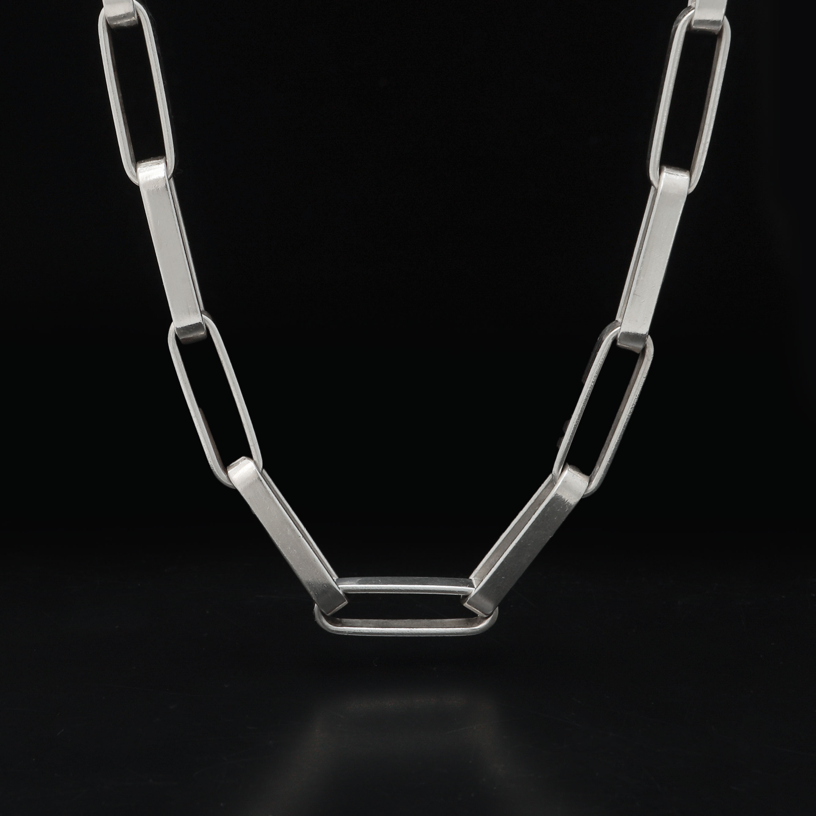 KARL-INGEMAR JOHANSSON. Halskedja, silver, Göteborg 1982. Vikt ca 105 gram.