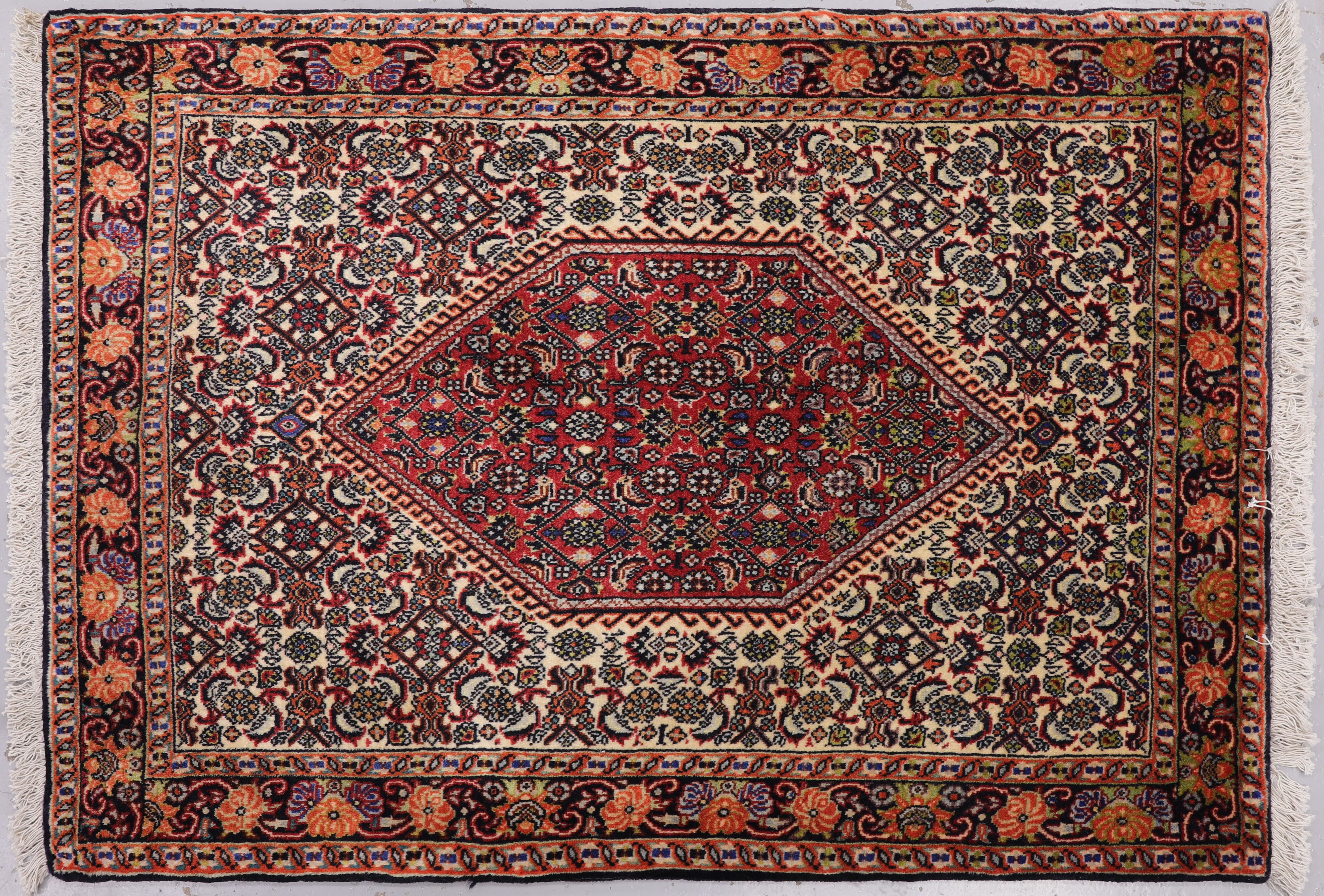 ORIENTMATTA. Bidjar fine - extra kompakt och slitstark, 107 x 76 cm.