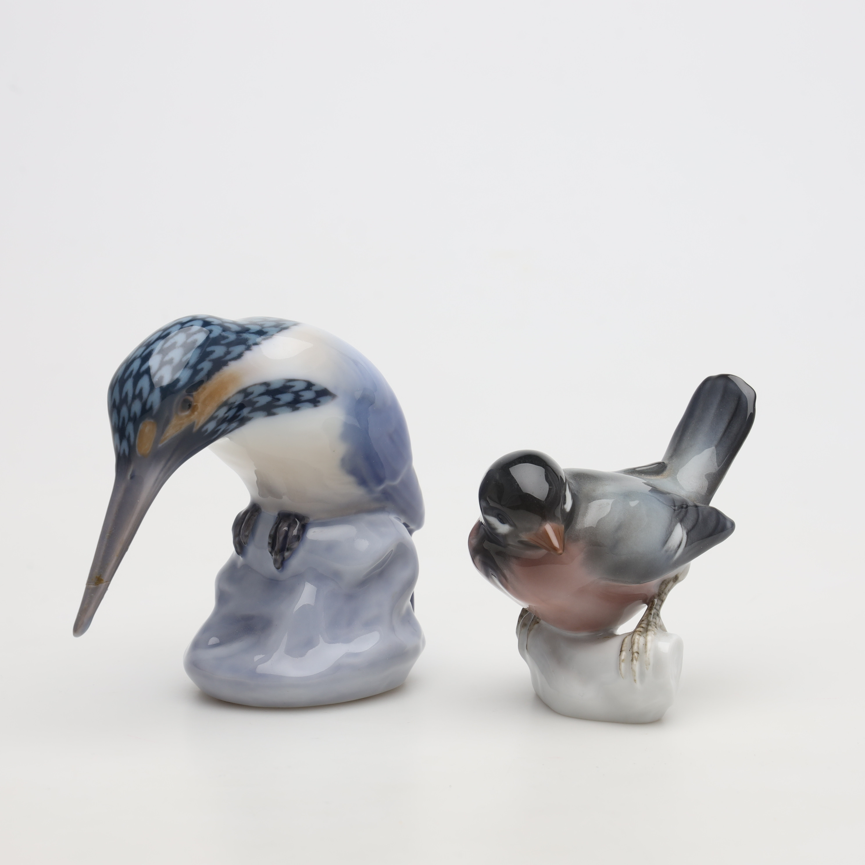 FIGURINER, 2 stycken, fåglar, Rörstrand samt Bing & Gröndahl.