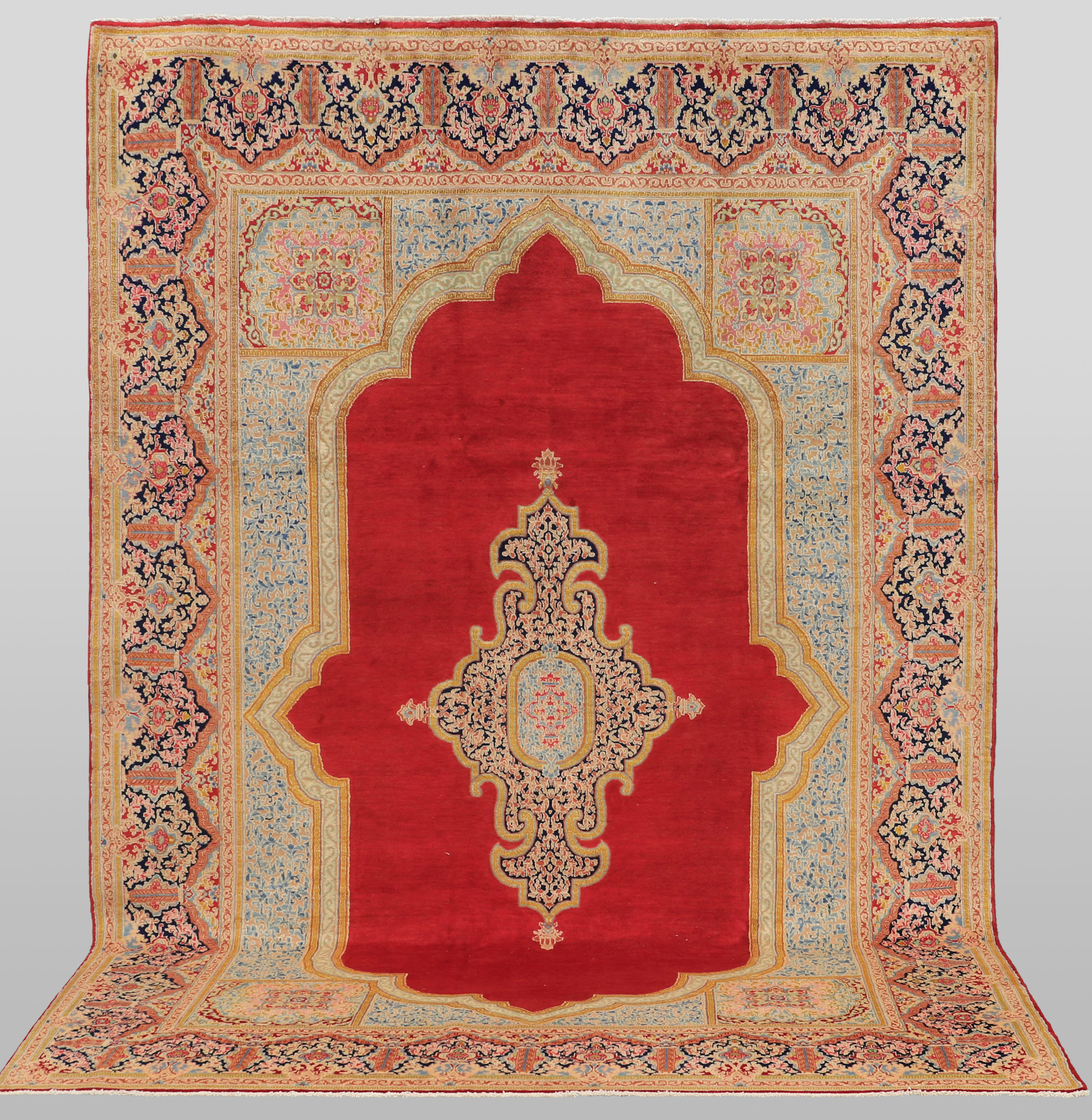 MATTA. Äldre Kirman lavar, 360 x 240 cm.