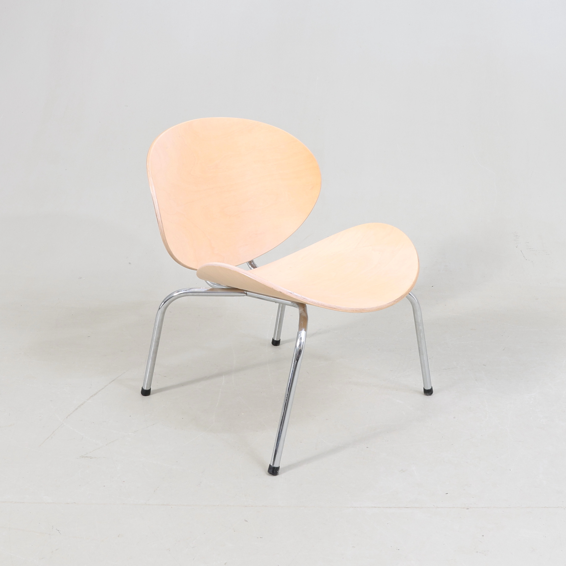 LOUNGESTOL, kromad stomme med formpressad plywood, 2000-tal.