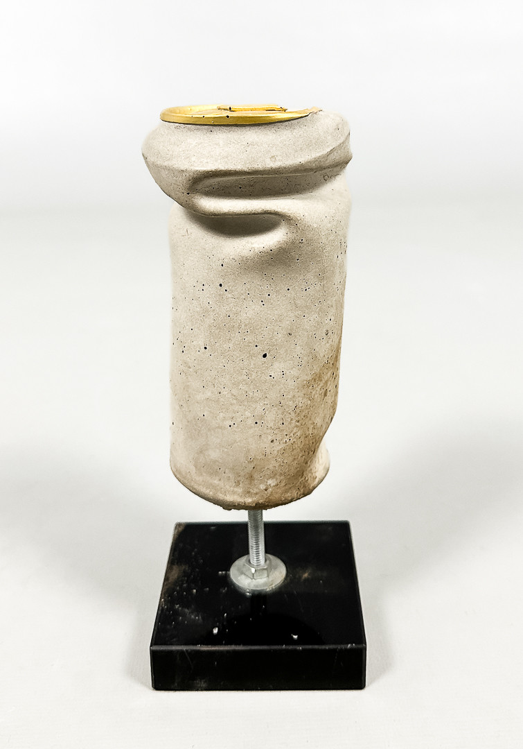 KRISTER MARKUNGER. SKULPTUR, "Betongburk", brickmärkt.