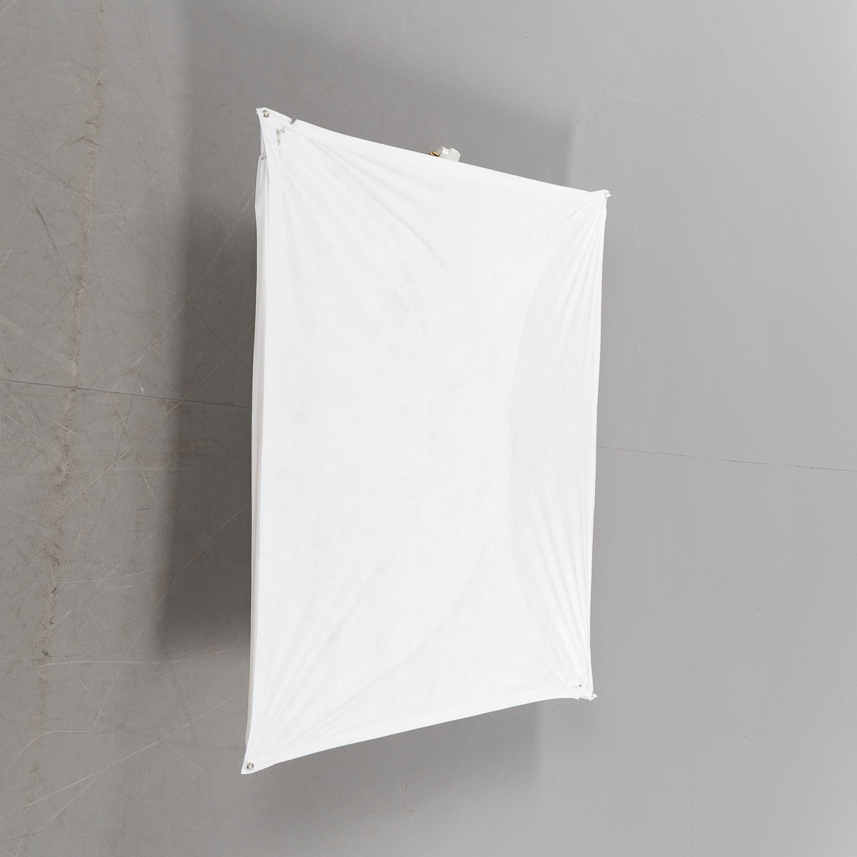 TOBIA SCARPA. Tak / vägglampa "Ariette " för FLOS, designår 1973.