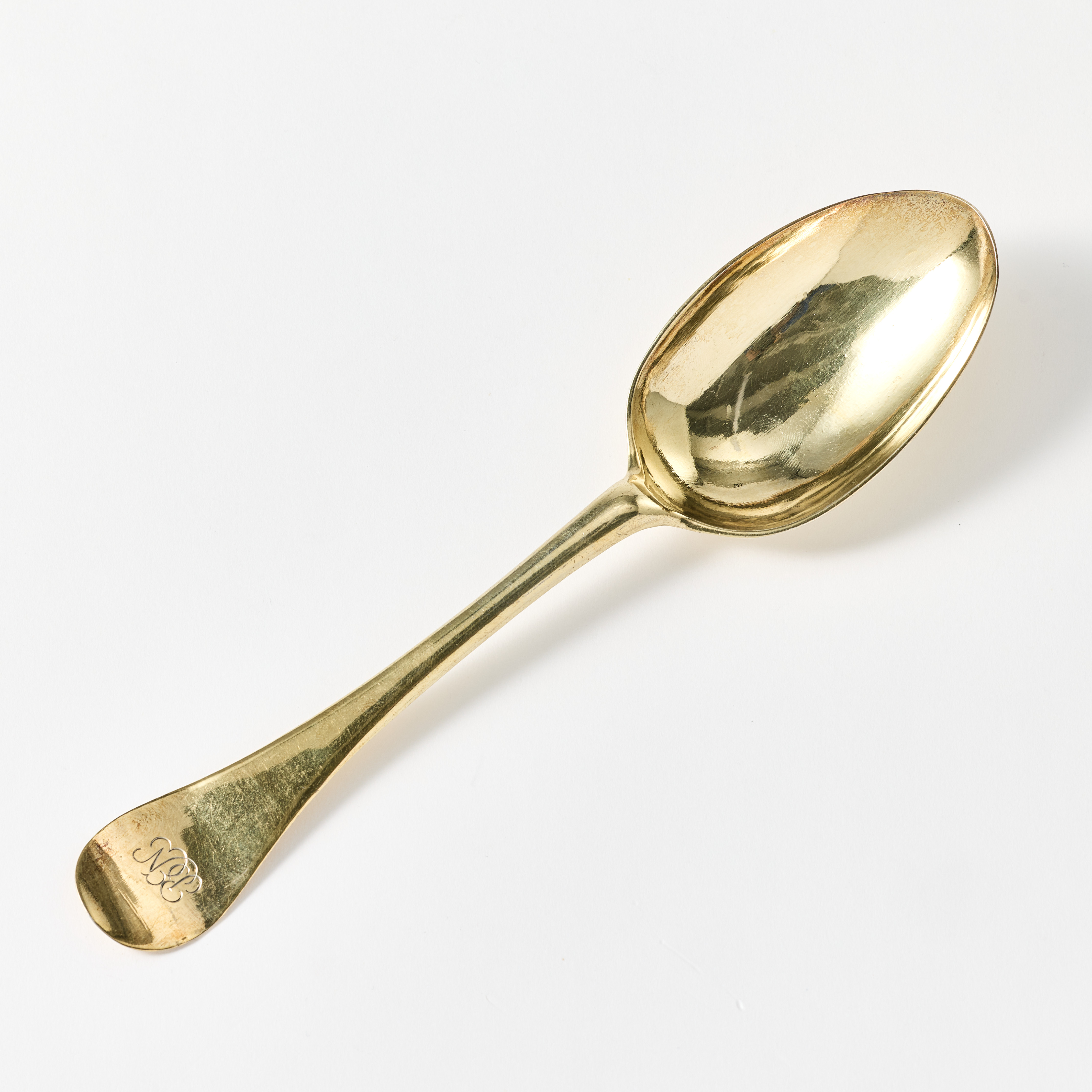 ANOLD VON DER HAGEN. Råttsvanssked, förgyllt silver, Norrköping (verksam 1695-1740 (1742)).