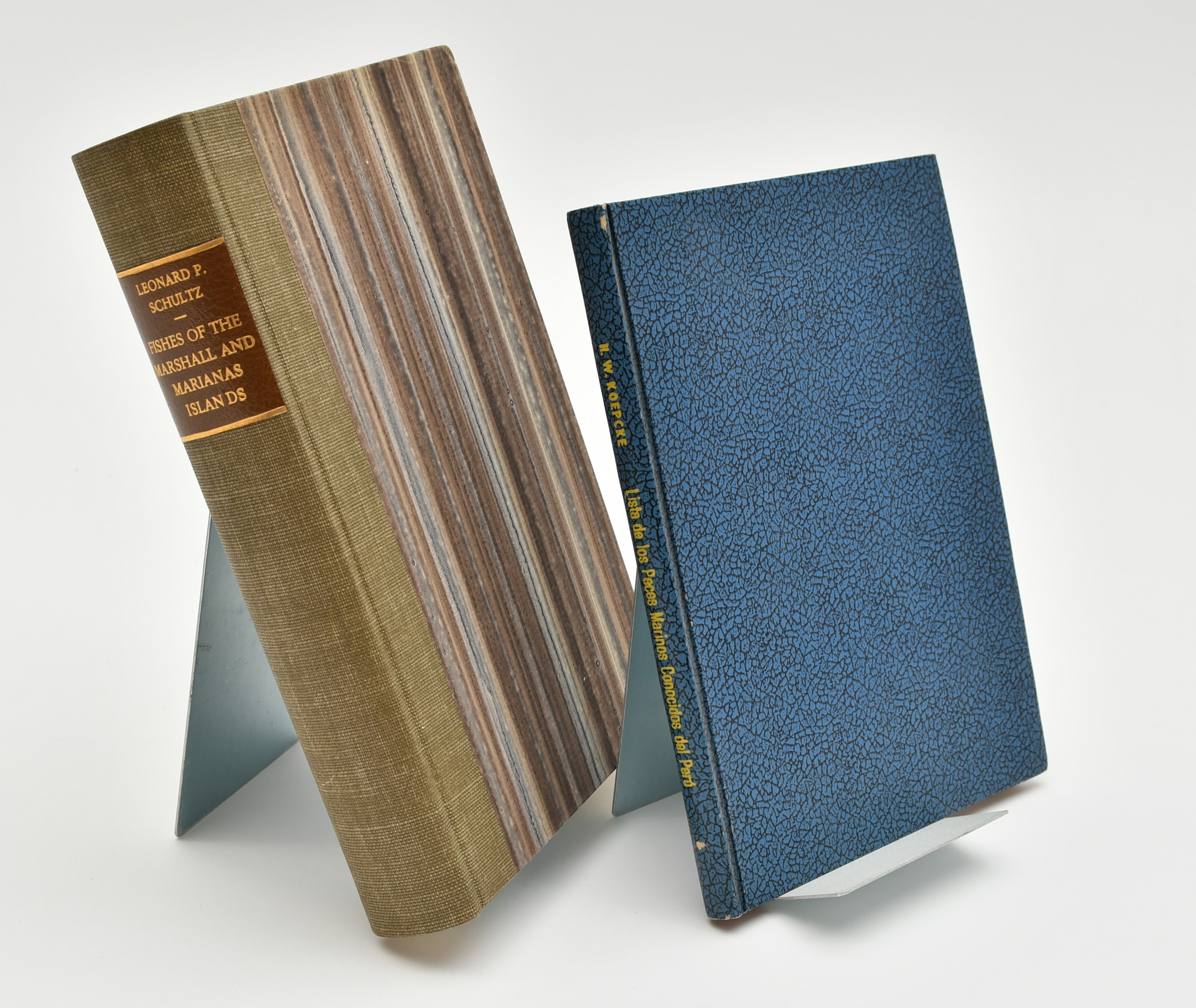 Lista de los Peces Marino Conocidos del Peru & Fishes of the Marshall and Marianas Islands. 2 Volymer.