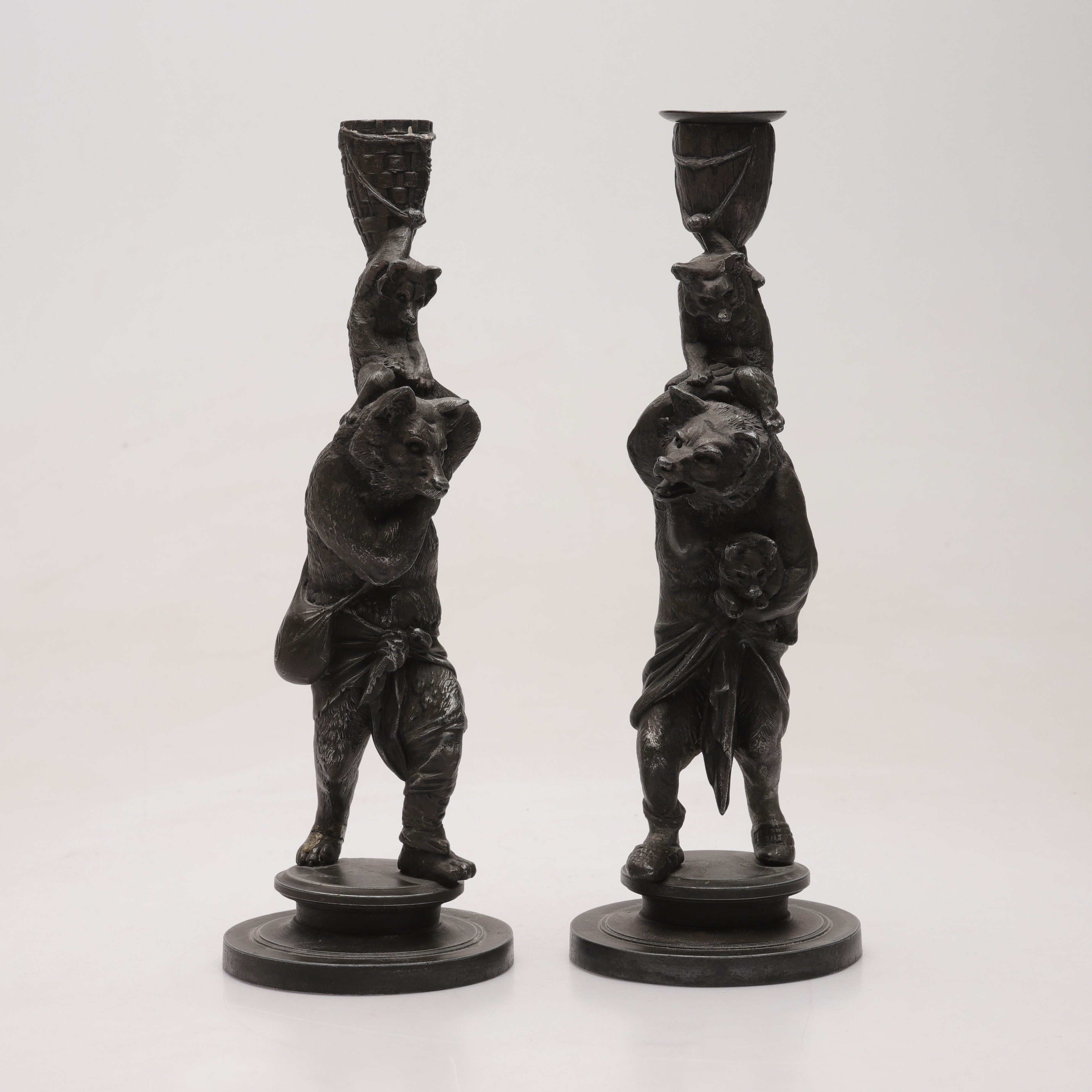 LJUSSTAKAR, 1 par, gjutjärn, Philippe Mourey, Frankrike, 1800-talets senare del.