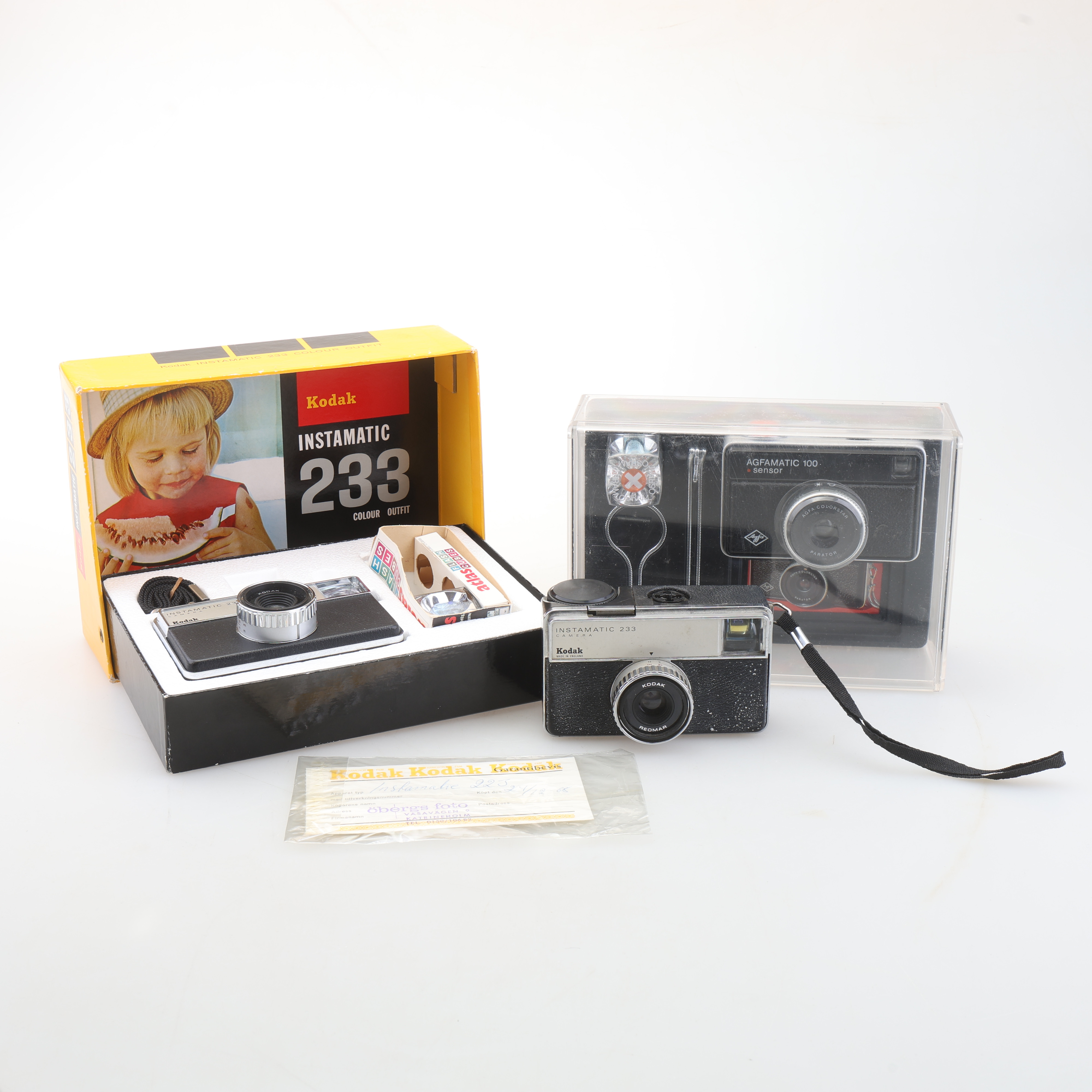 KAMEROR, 3 delar, Kodak instamatic 233, Agfamatic 100.