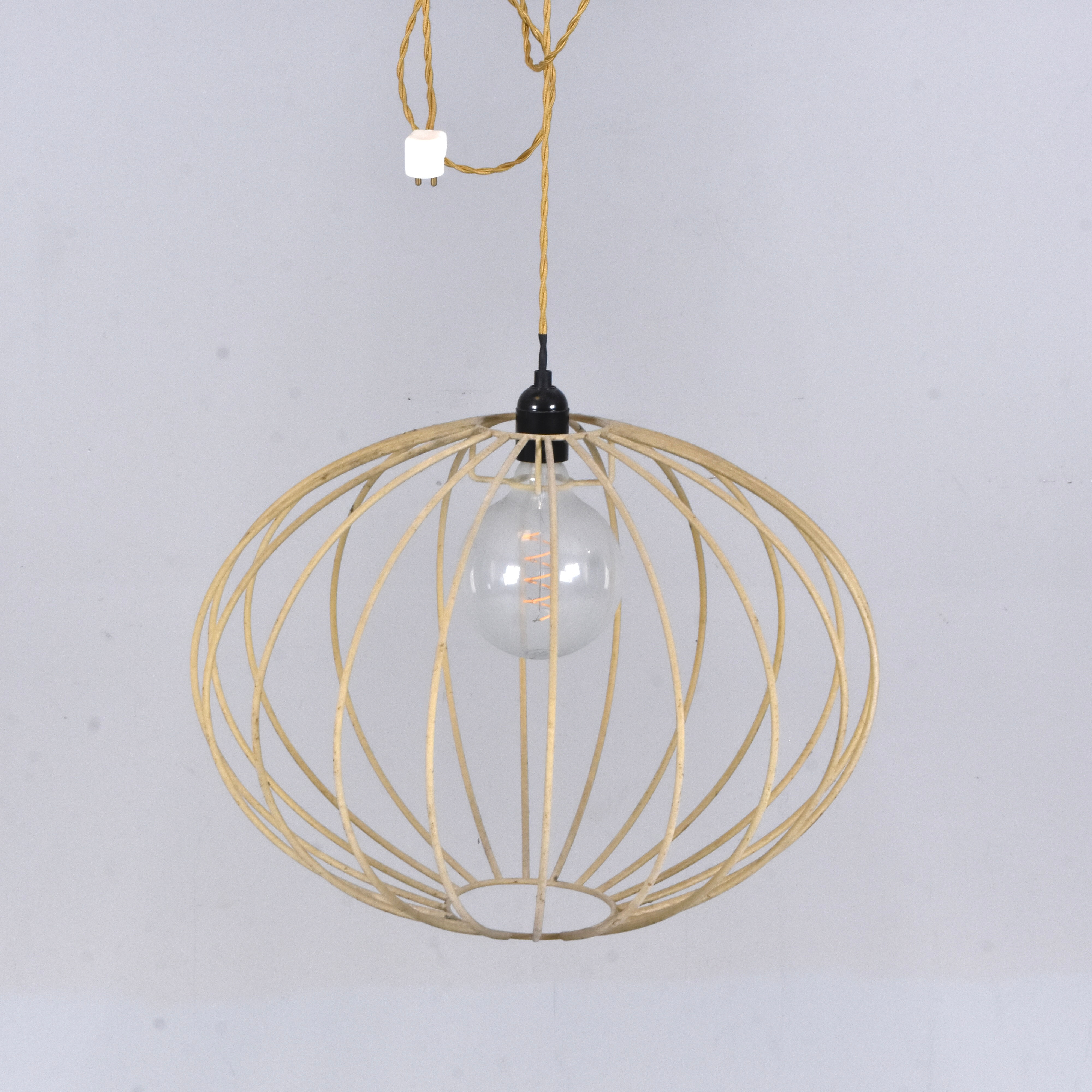 TAKLAMPA, modern tillverkning.