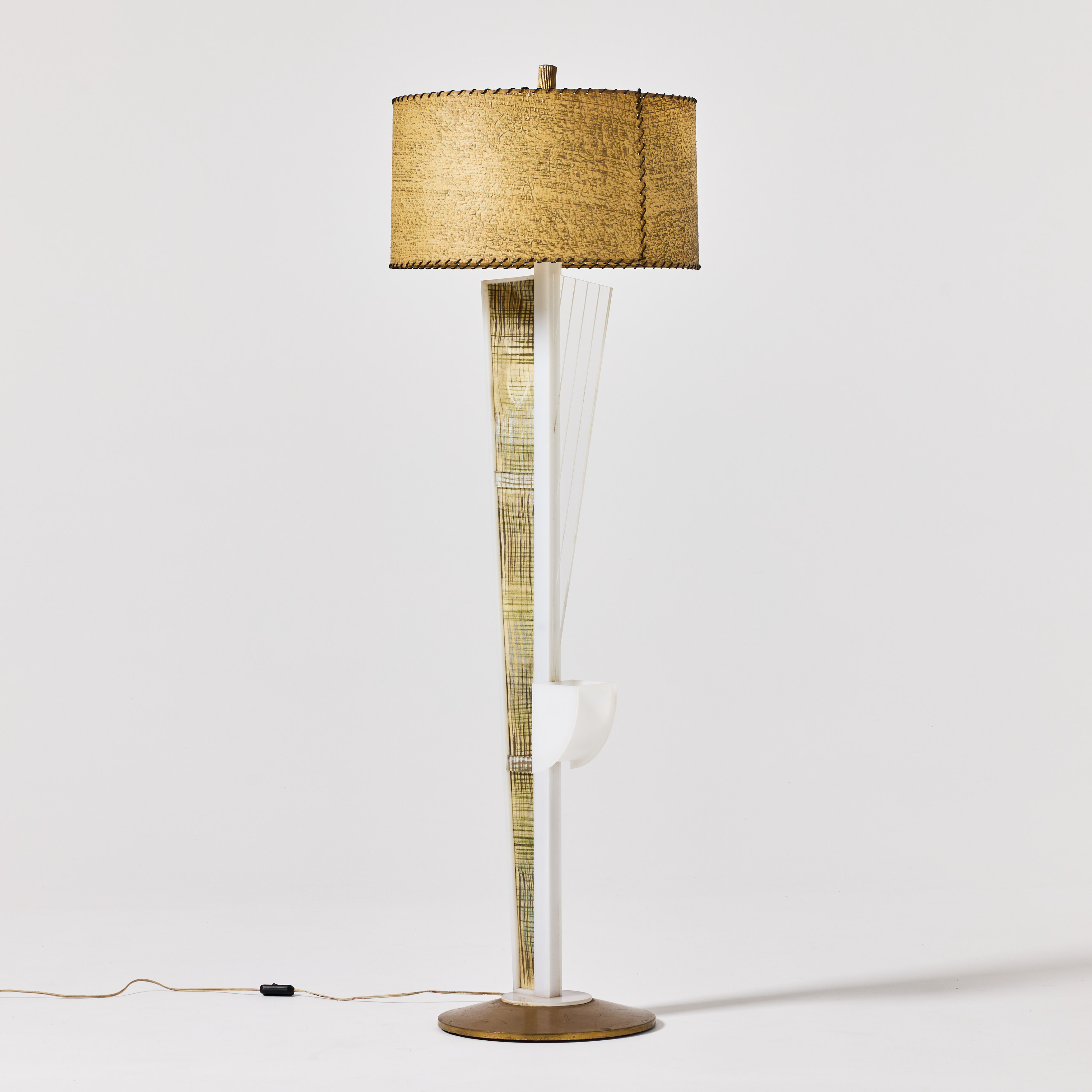 MOSS LAMP CO. (MOSS MANUFACTURING CO). Golvlampa, USA 1955, akrylplast och lackerad metall.